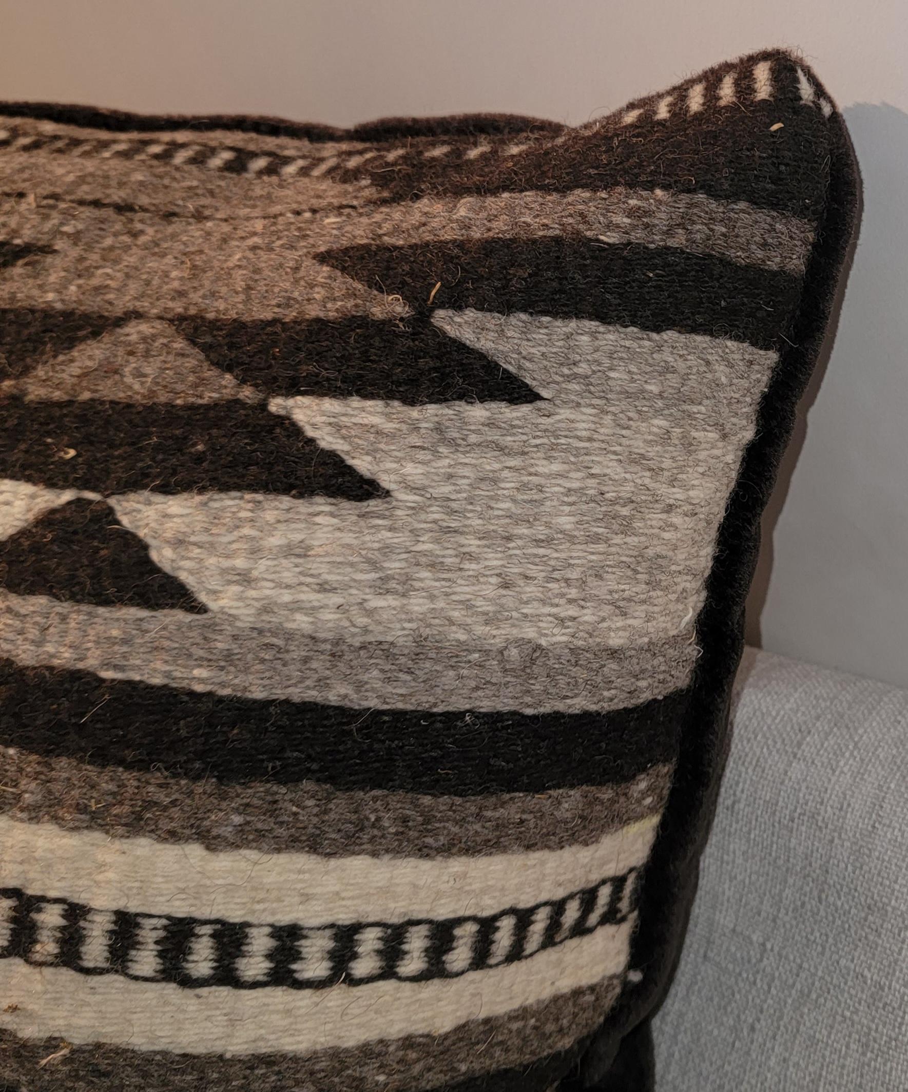 Pair of Navajo Indian Weaving Bolster Pillows In Good Condition For Sale In Los Angeles, CA