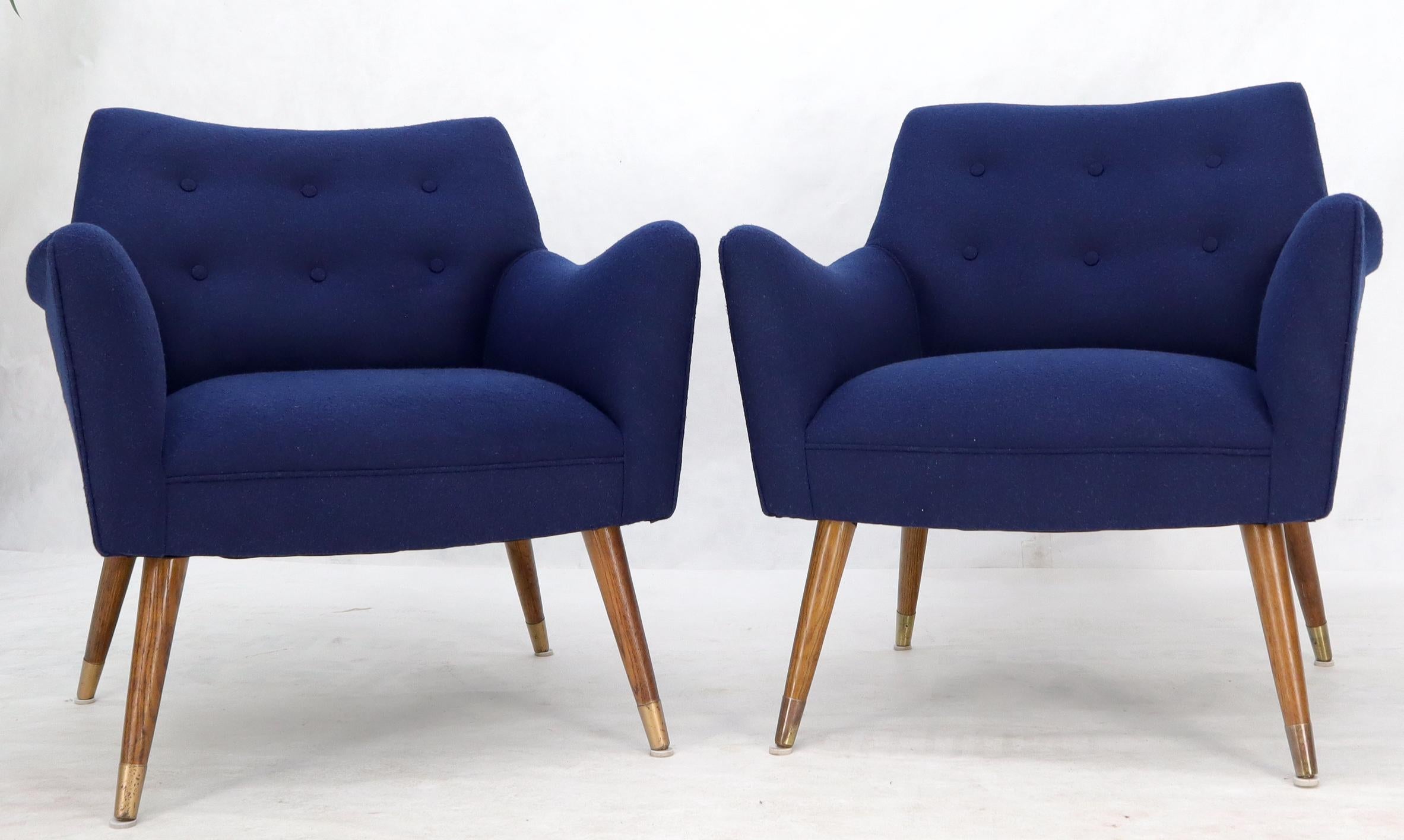 American Pair of Navy Blue Mid-Century Modern Lounge Arm Chairs on Tapered Dowel Legs For Sale