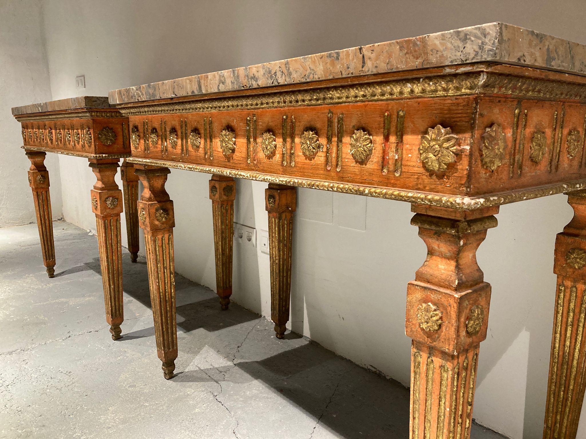 Pair of Neapolitan Consoles Neoclassical 18century in Polychrome Wood and Marble In Good Condition For Sale In Madrid, ES
