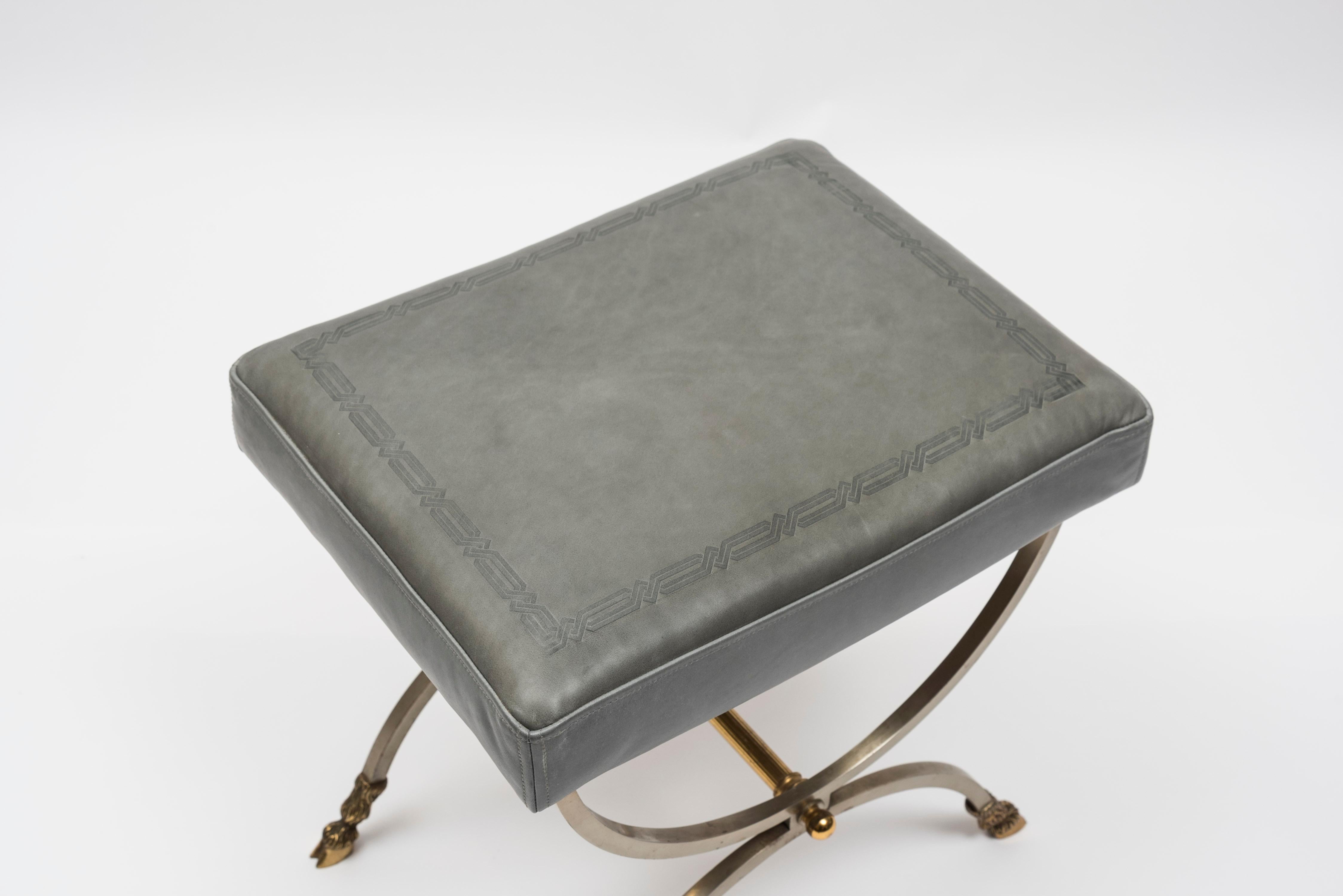 Pair of Neoclassic Ottomans by Maison Charles In Good Condition For Sale In New York, NY