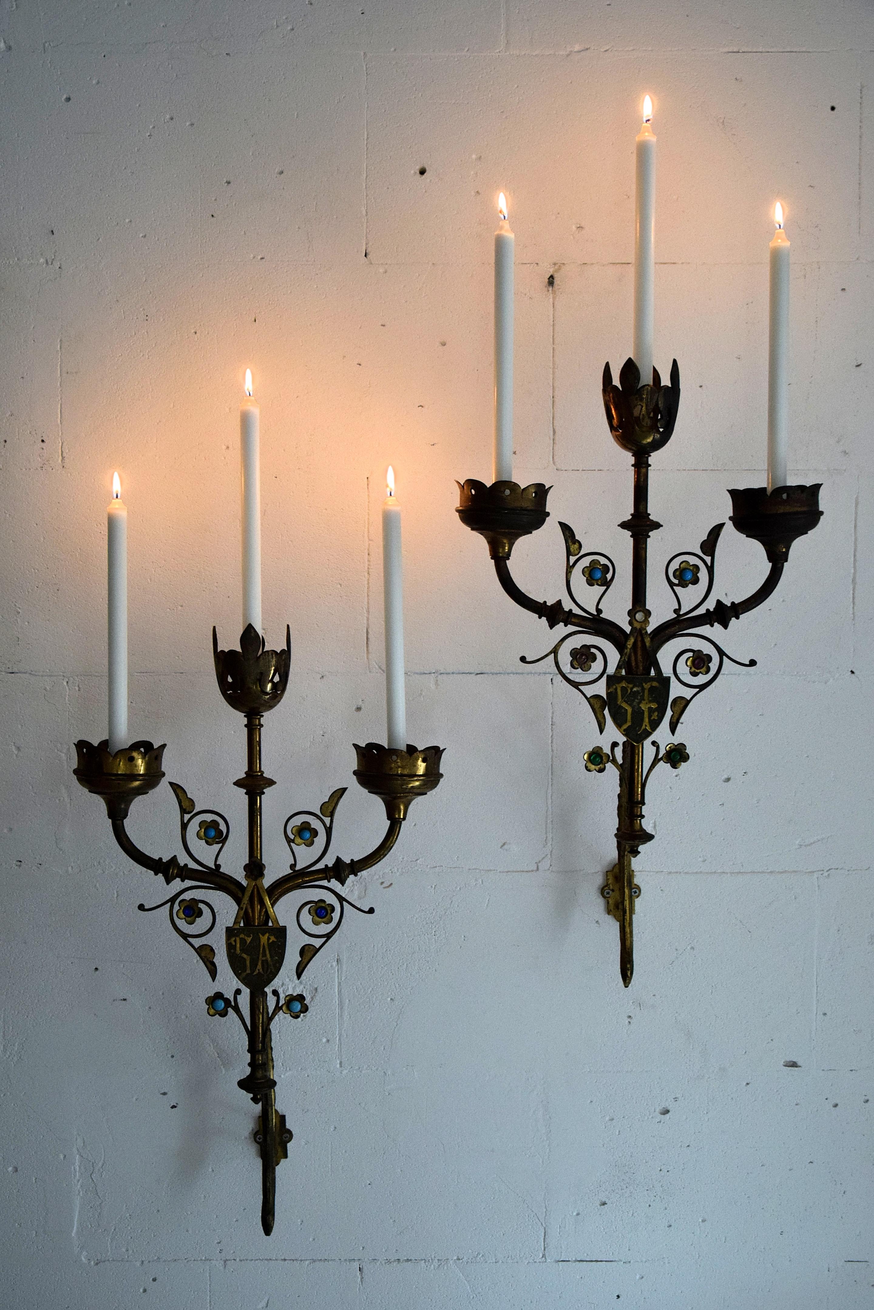 Pair of Neoclassical 19th Century Wall Candleholders For Sale 5