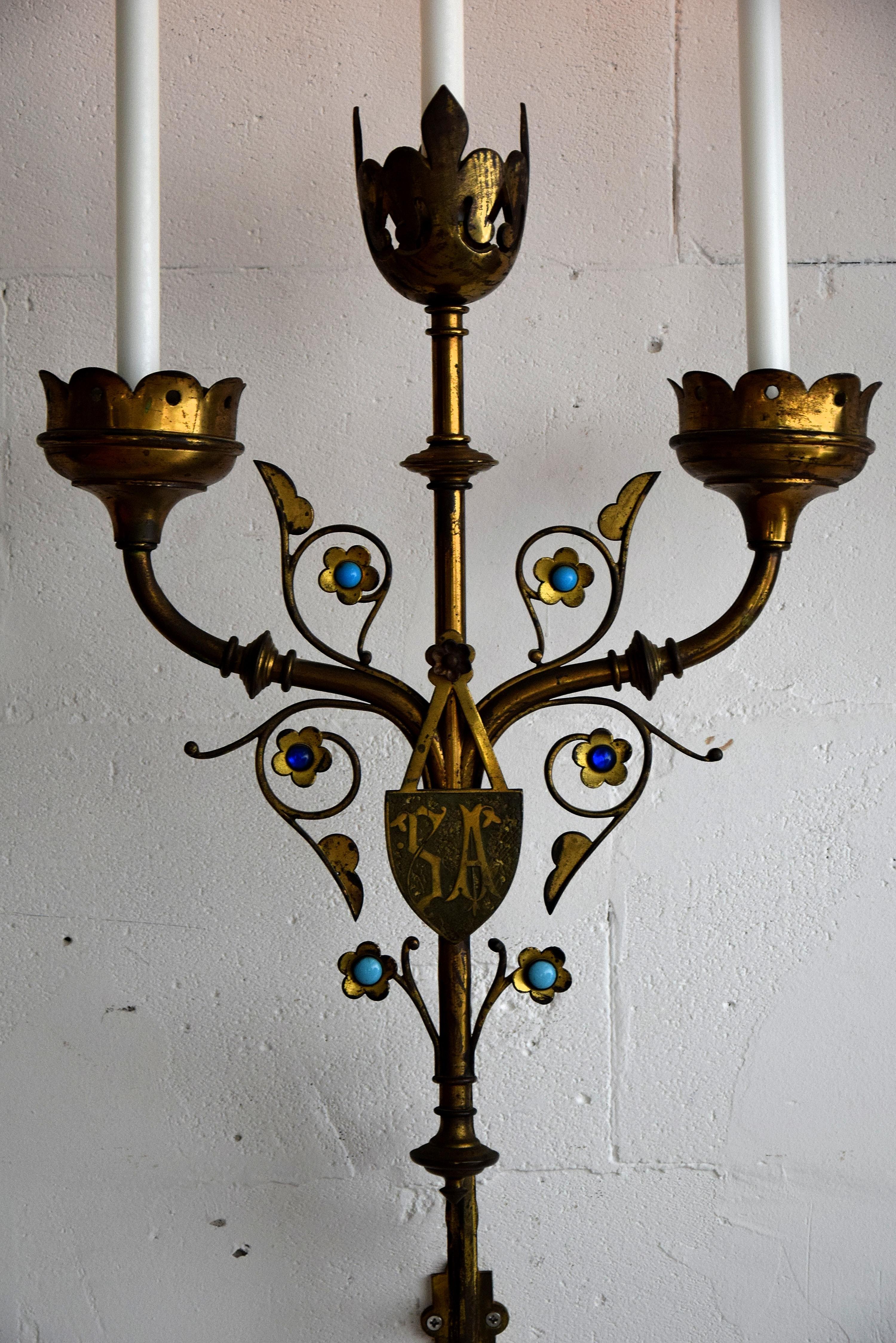 Pair of Neoclassical 19th Century Wall Candleholders For Sale 8