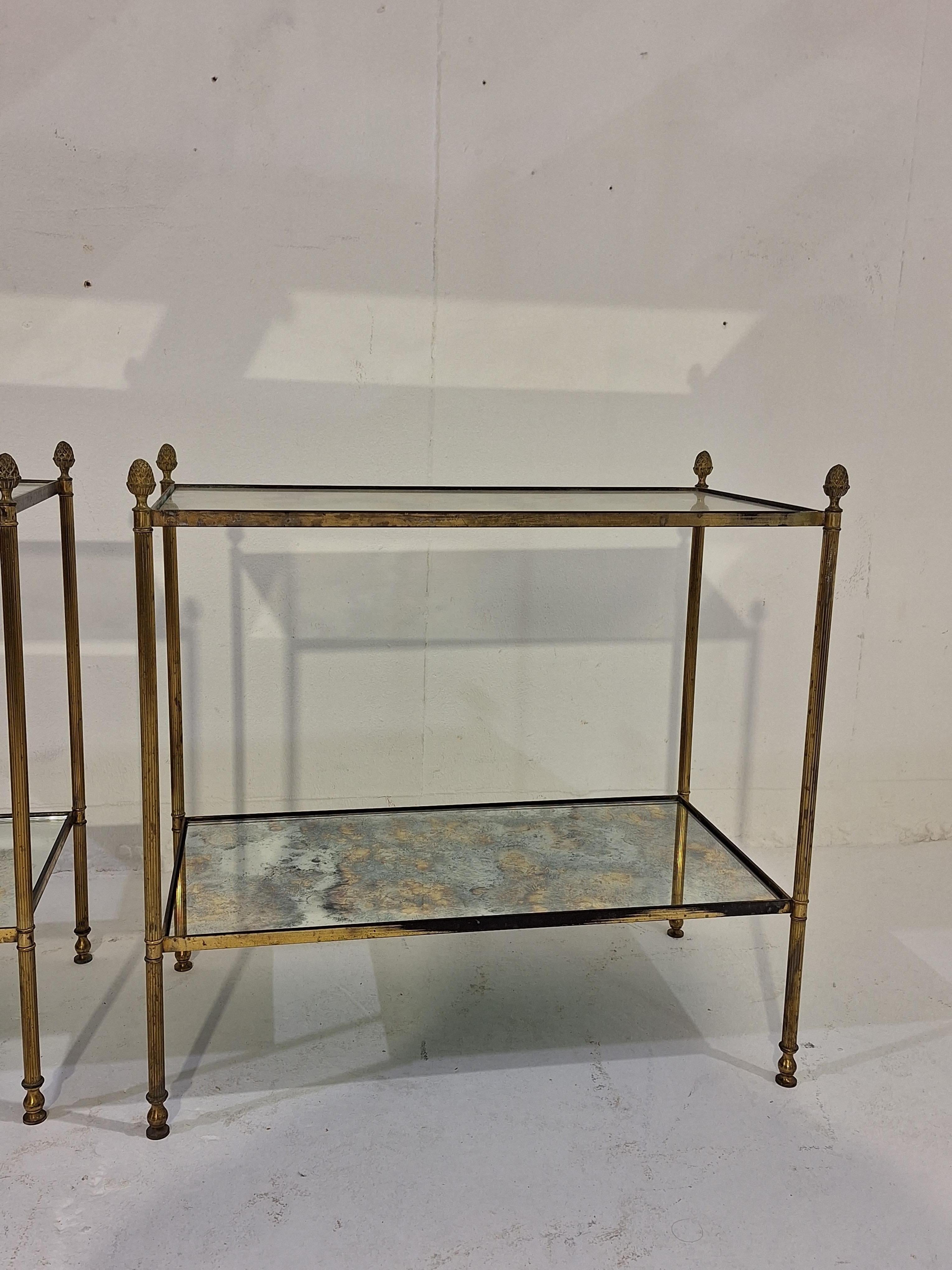 Pair of neo-classical brass and oxidized mirror side tables In Good Condition For Sale In Brussels , BE