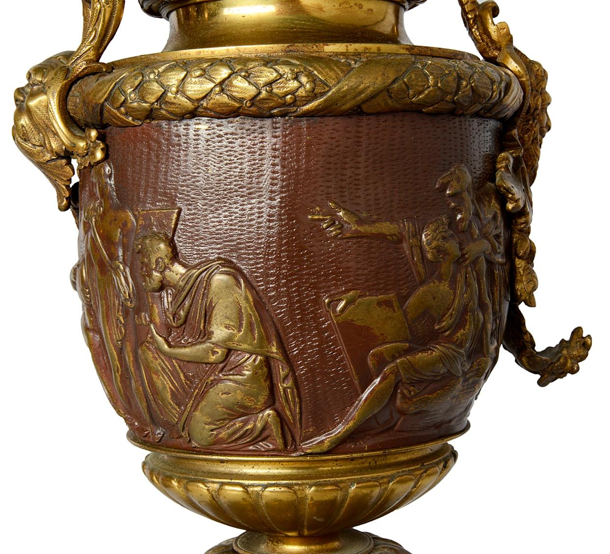 Pair of Neoclassical Bronze Ewer Lamps, 19th Century 3