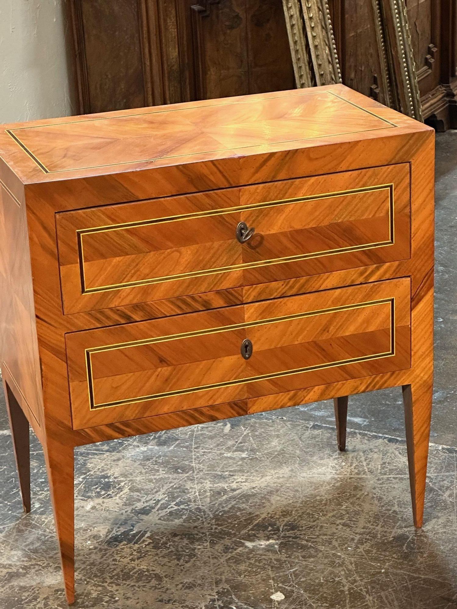 Pair of Neo-Classical Inlaid Walnut Side Tables In Good Condition In Dallas, TX