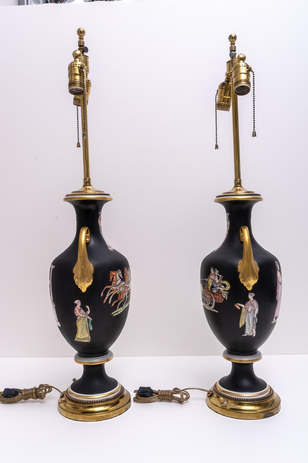 Italian Pair of Neoclassical Table Lamps For Sale