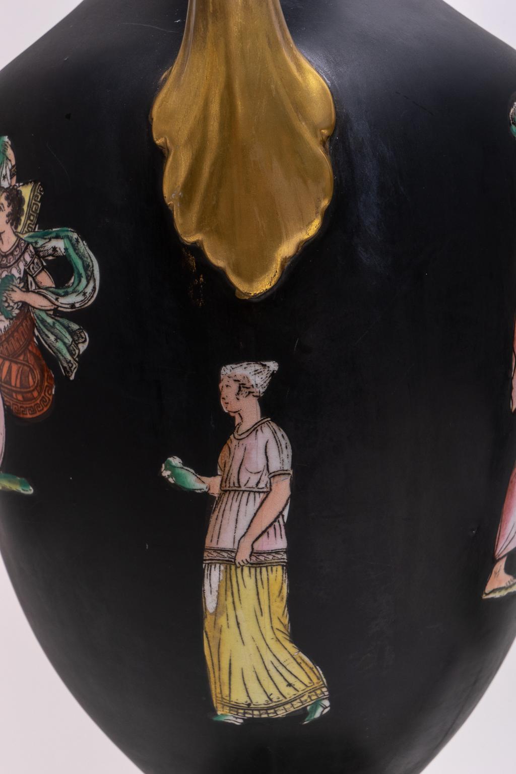 Coppia di lampade da tavolo neoclassiche in vendita 1
