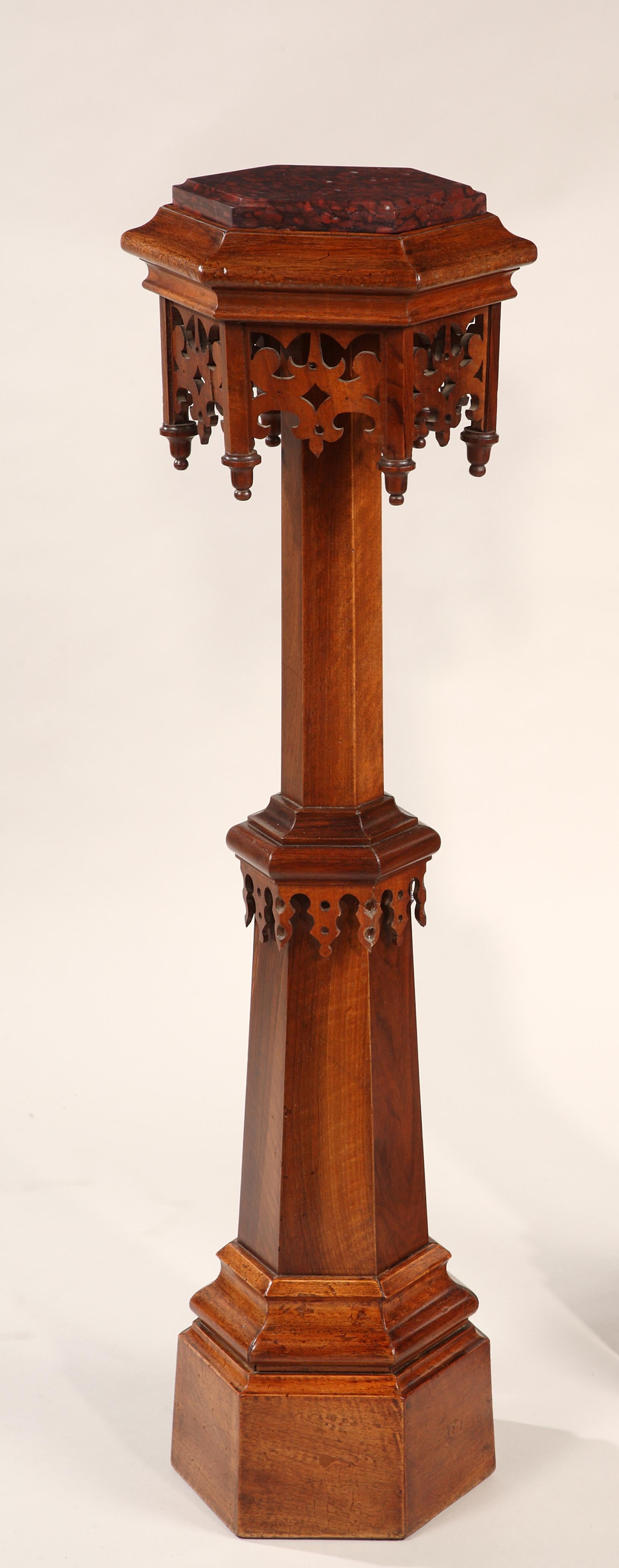 Gothic Revival Pair of Neo-Gothic Stands, France, Circa 1880 For Sale