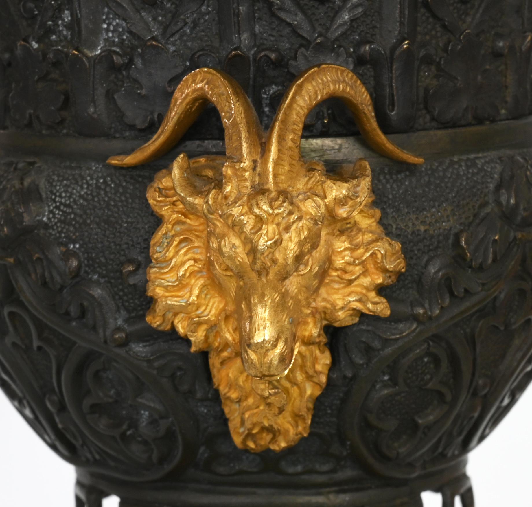 Pair of Neo Gothic Vases Bronze, Gilt Bronze England 1830, Ram Heads In Good Condition For Sale In Epfach, DE
