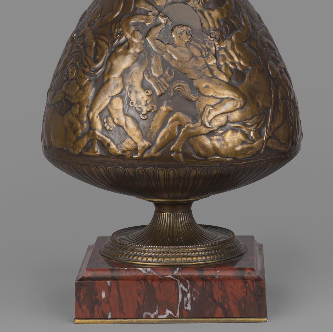 Paar 'Neo-Grec' Stil Multipatinierte Bronze Amphora Vasen  (Französisch) im Angebot