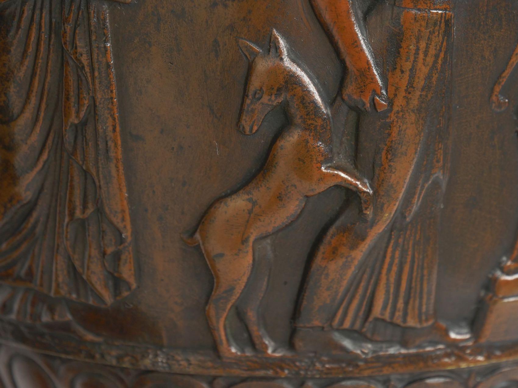 Pair of Neo-Greco Antique Cast Bronze Amphora Table Lamps, circa 1900 1