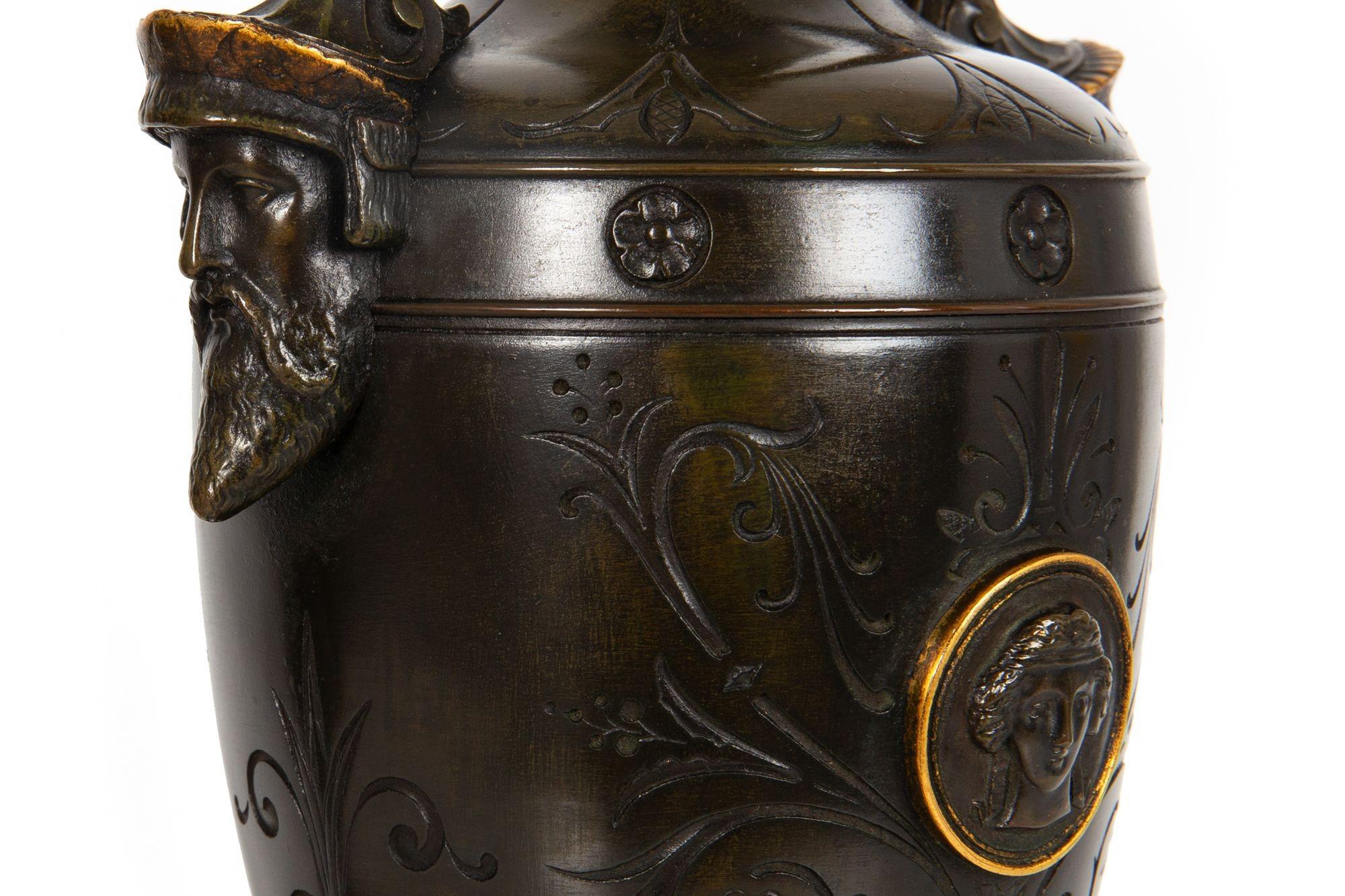 Pair of Neo-Greco Bronze and Marble Urns Vases with Candlestick circa 1880 in vendita 3
