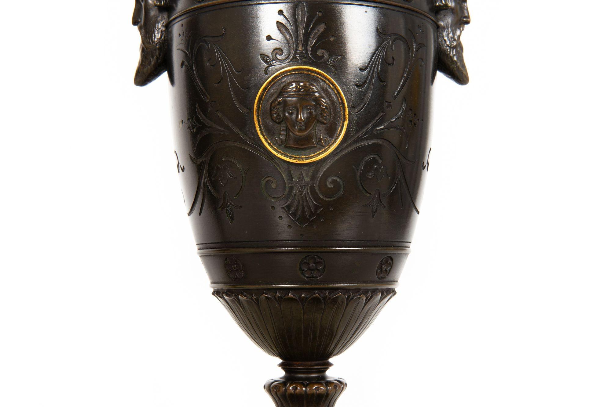 Pair of Neo-Greco Bronze and Marble Urns Vases with Candlestick circa 1880 in vendita 11