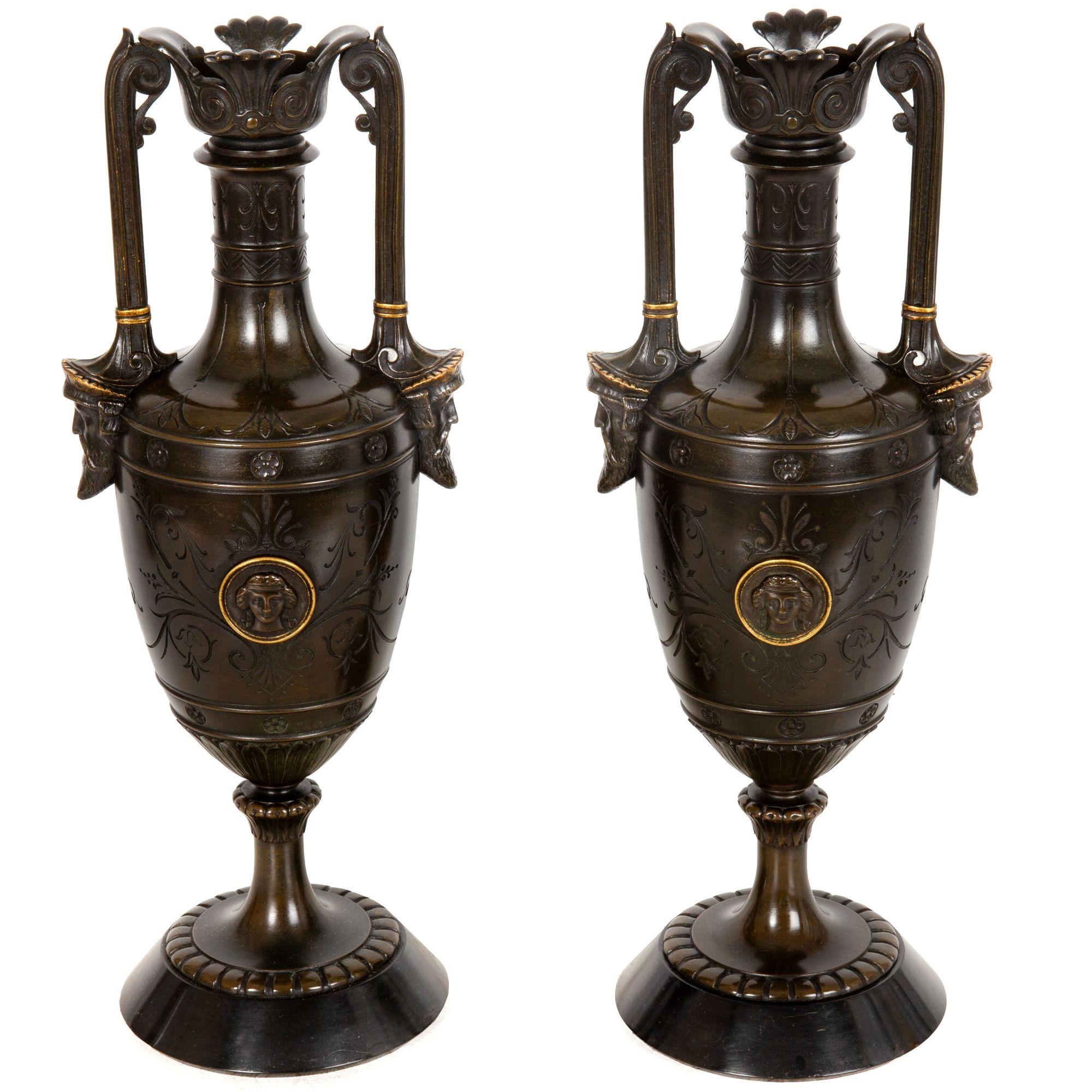 Dorato Pair of Neo-Greco Bronze and Marble Urns Vases with Candlestick circa 1880 in vendita