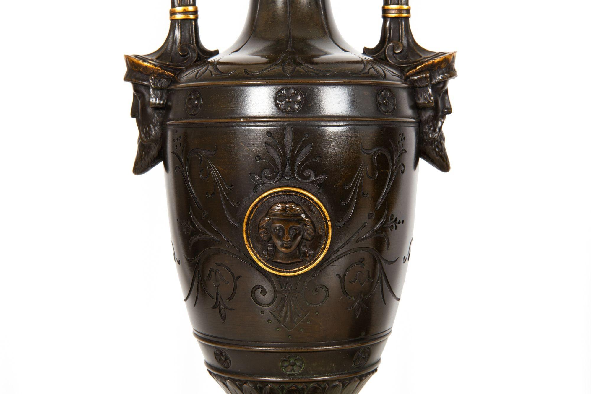 Pair of Neo-Greco Bronze and Marble Urns Vases with Candlestick circa 1880 in vendita 1