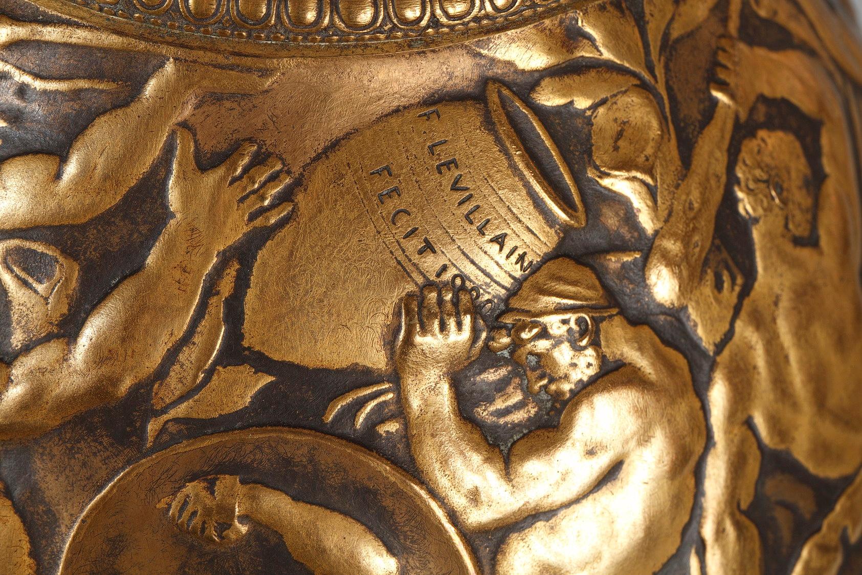 Bronzo Coppia di vasi ad anfora neo-greci di F. Levillain e F. Barbedienne, 1880 ca. in vendita