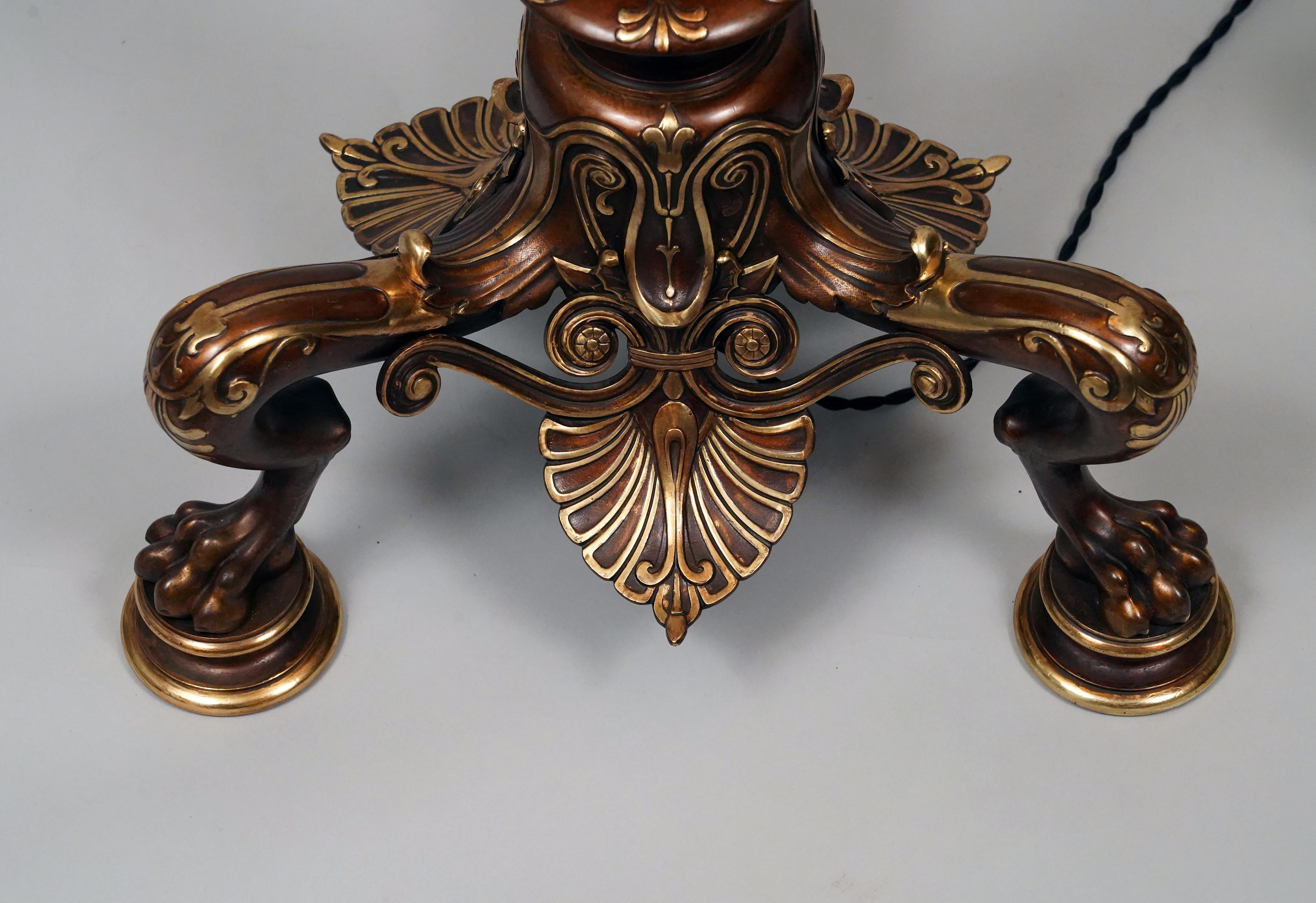 Milieu du XIXe siècle Paire de lampadaires néo-grecs en bronze par F. Barbedienne, France, vers 1860 en vente