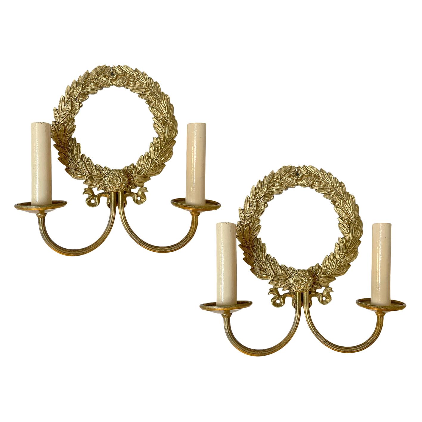 Pareja de candelabros neoclásicos de bronce