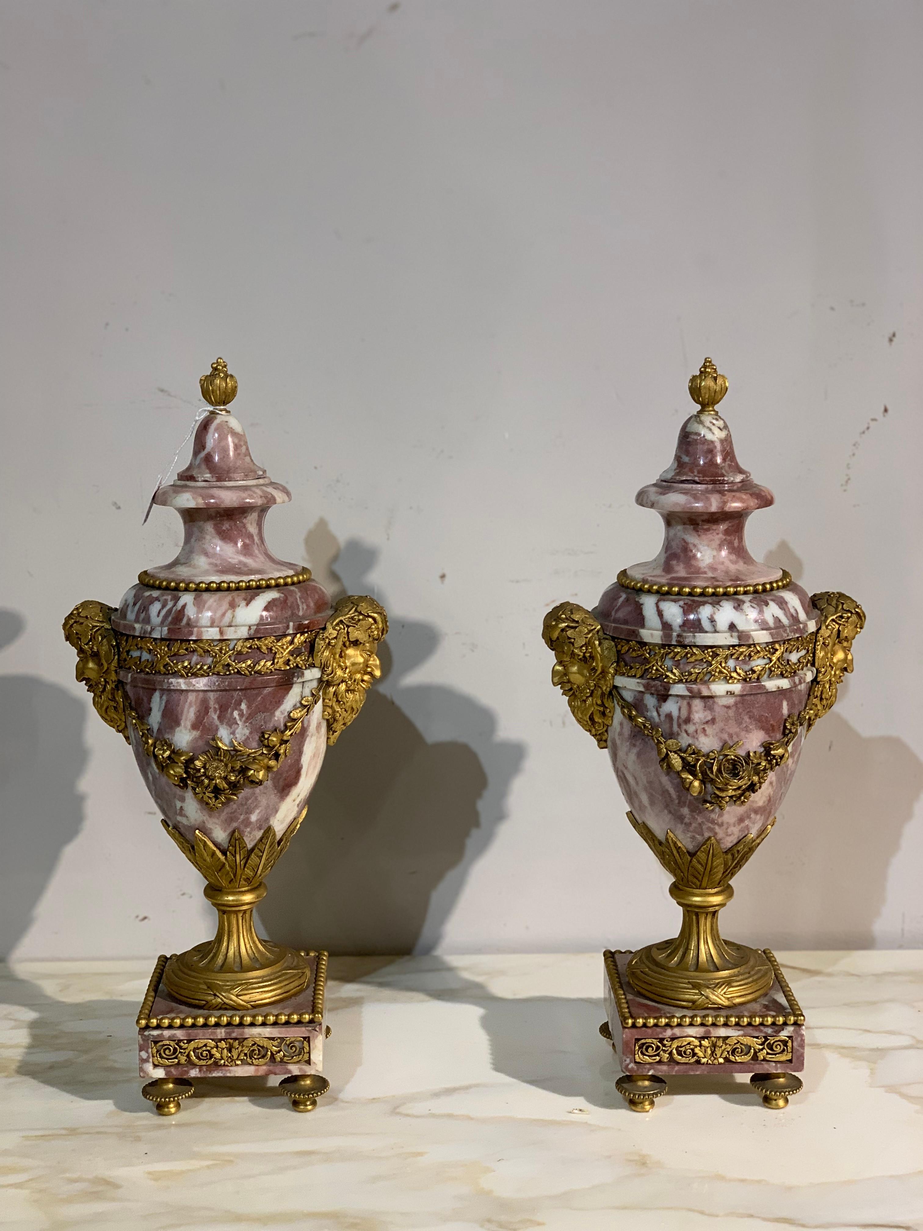 Pair of Neoclassic Paris Marble Vase 5