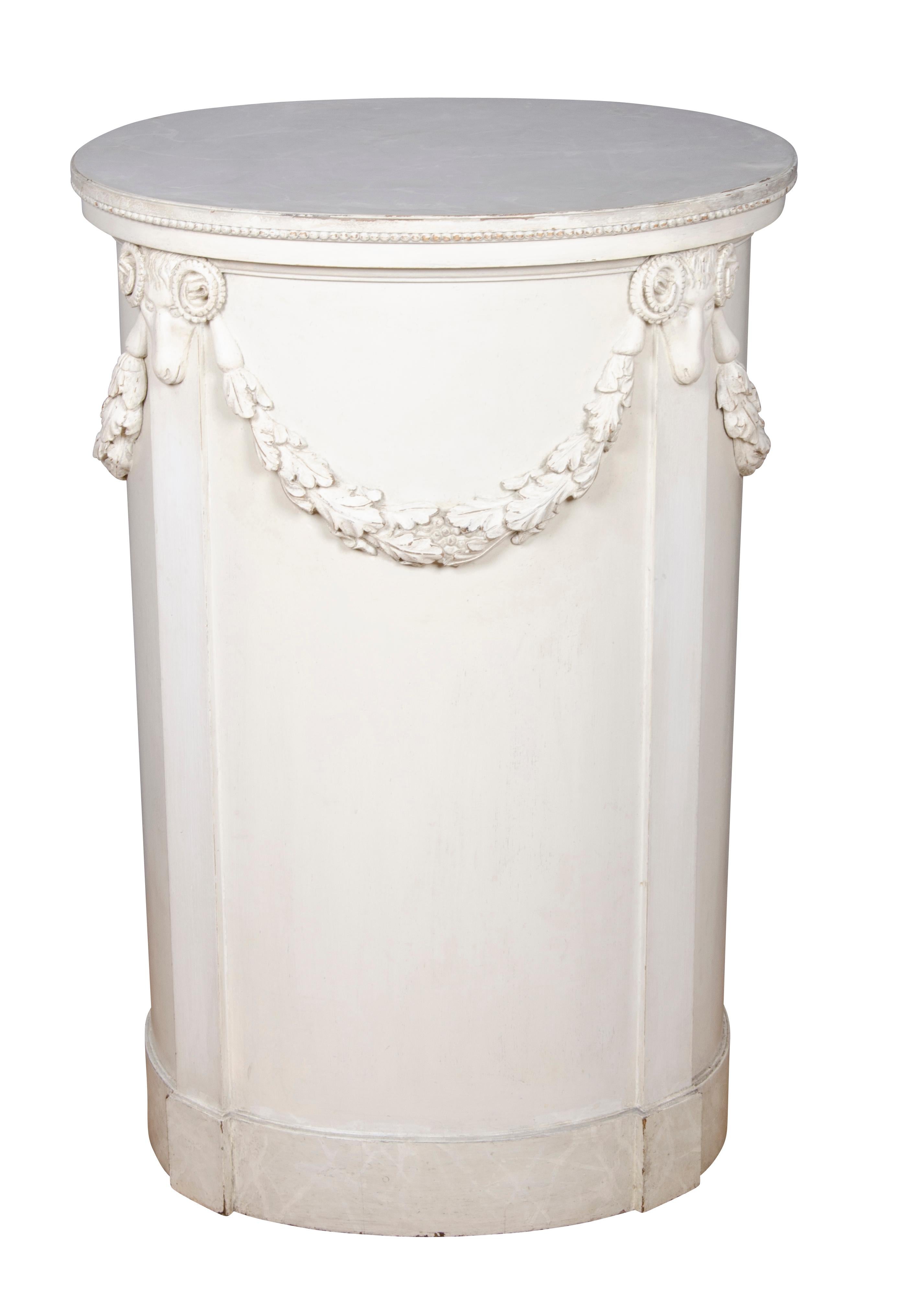 Pair of Neoclassic Style Painted Pedestals 4
