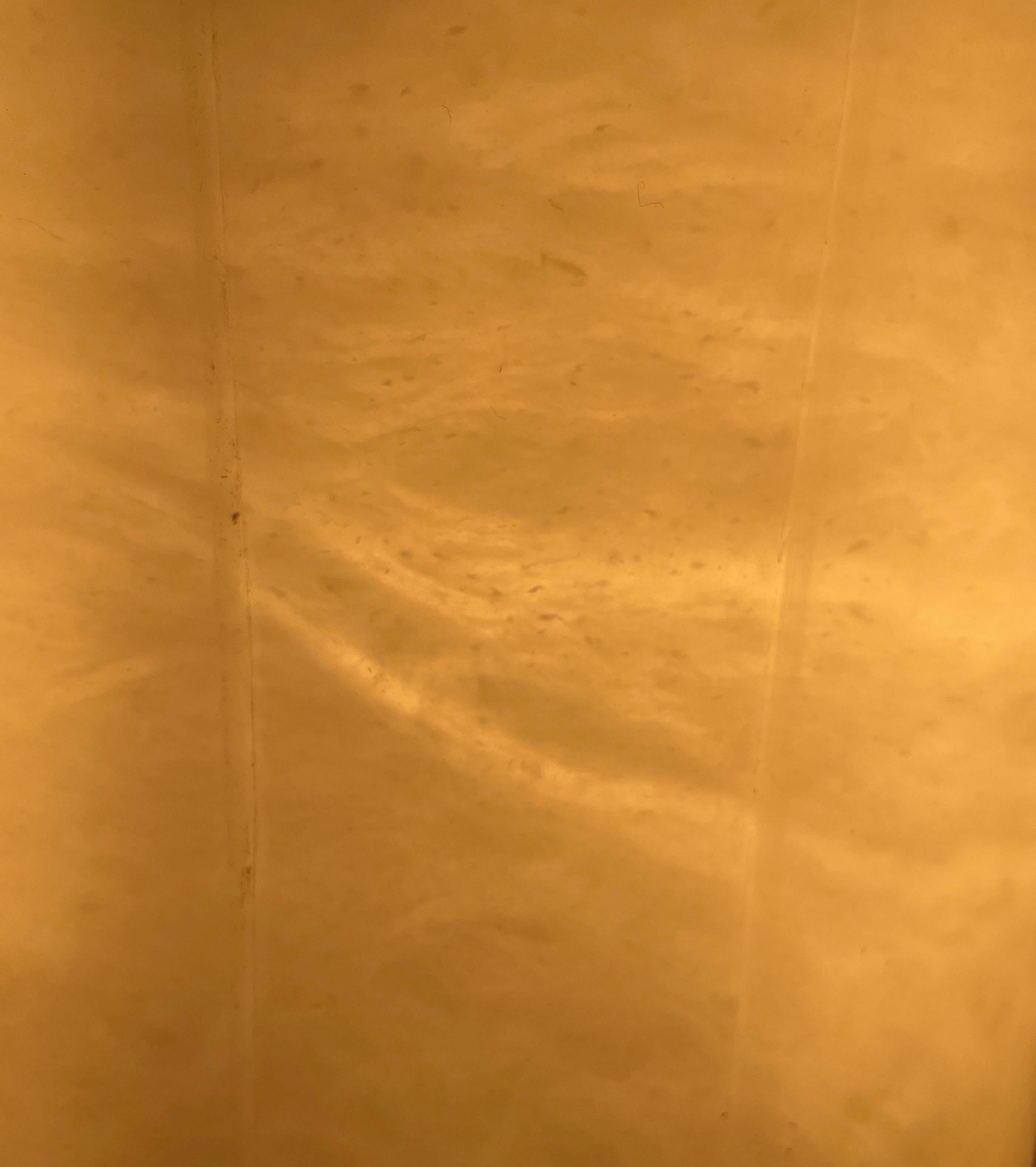 Suédois Paire d'appliques néoclassiques en forme de torche en albâtre en vente