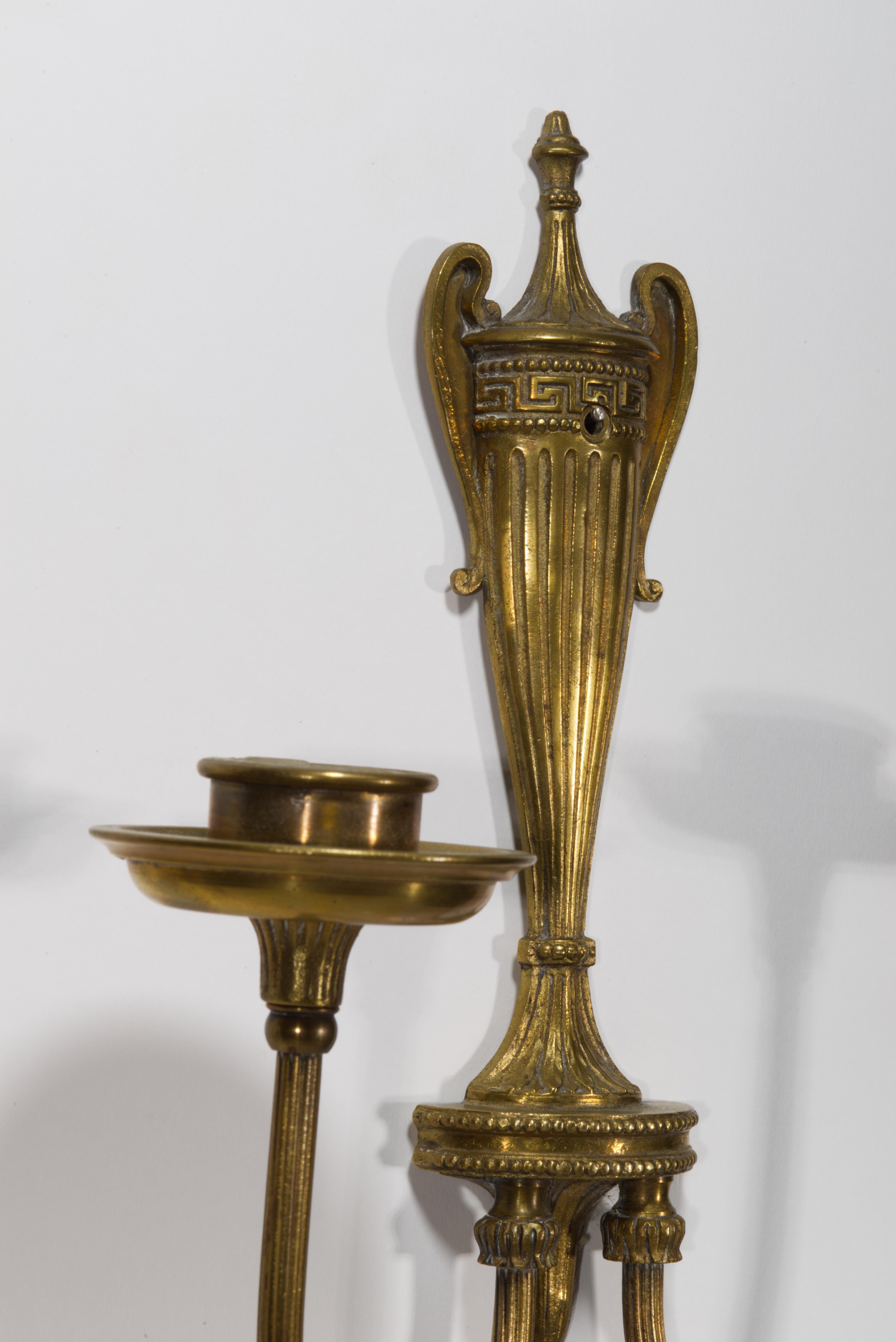 20th Century Pair of Neoclassical American Bronze Sconces, Double Arms, 1900s-1920s For Sale