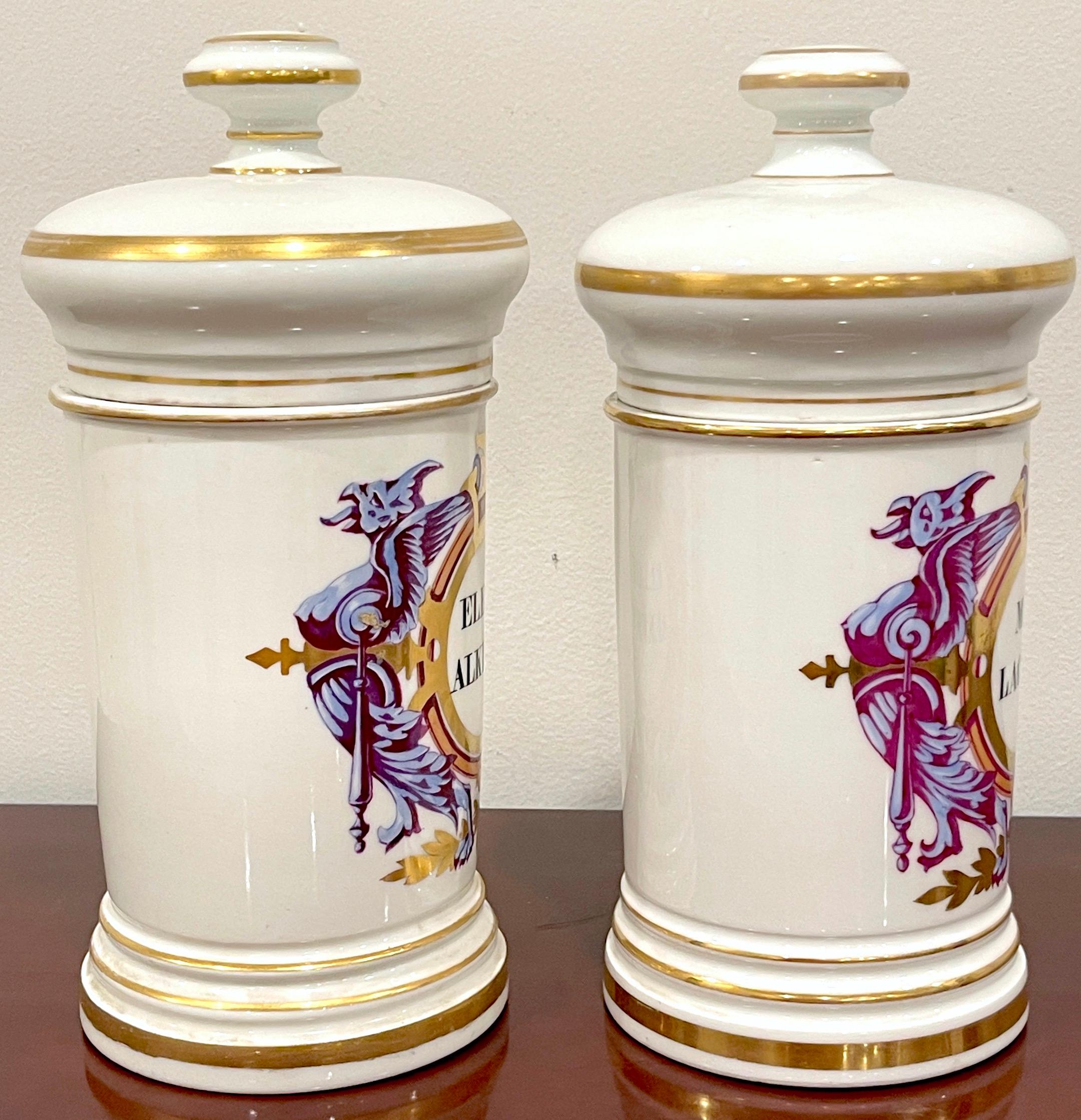 Pair of Neoclassical Apothecary Jars by Maison A Collin Porcelaines & Cristaux In Good Condition For Sale In West Palm Beach, FL