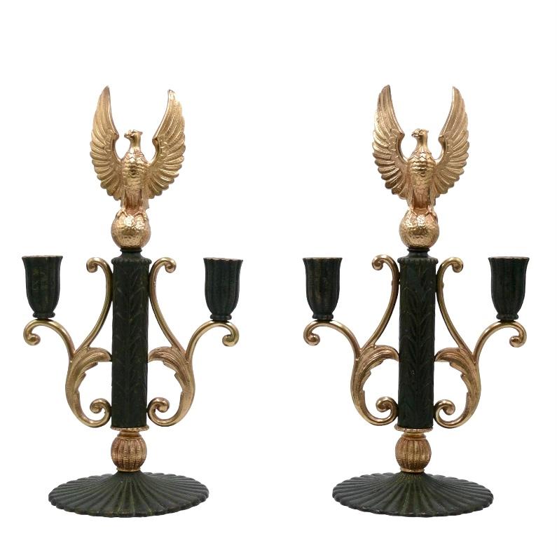 Pair of neoclassical bronze candelabra with eagle
Bronze candelabra with black and green patina
Circa 1930 Origin France
Excellent condition without restorations
Some wear due to use
Each one has an eagle on its top
In 1738, the villas of Pompeii