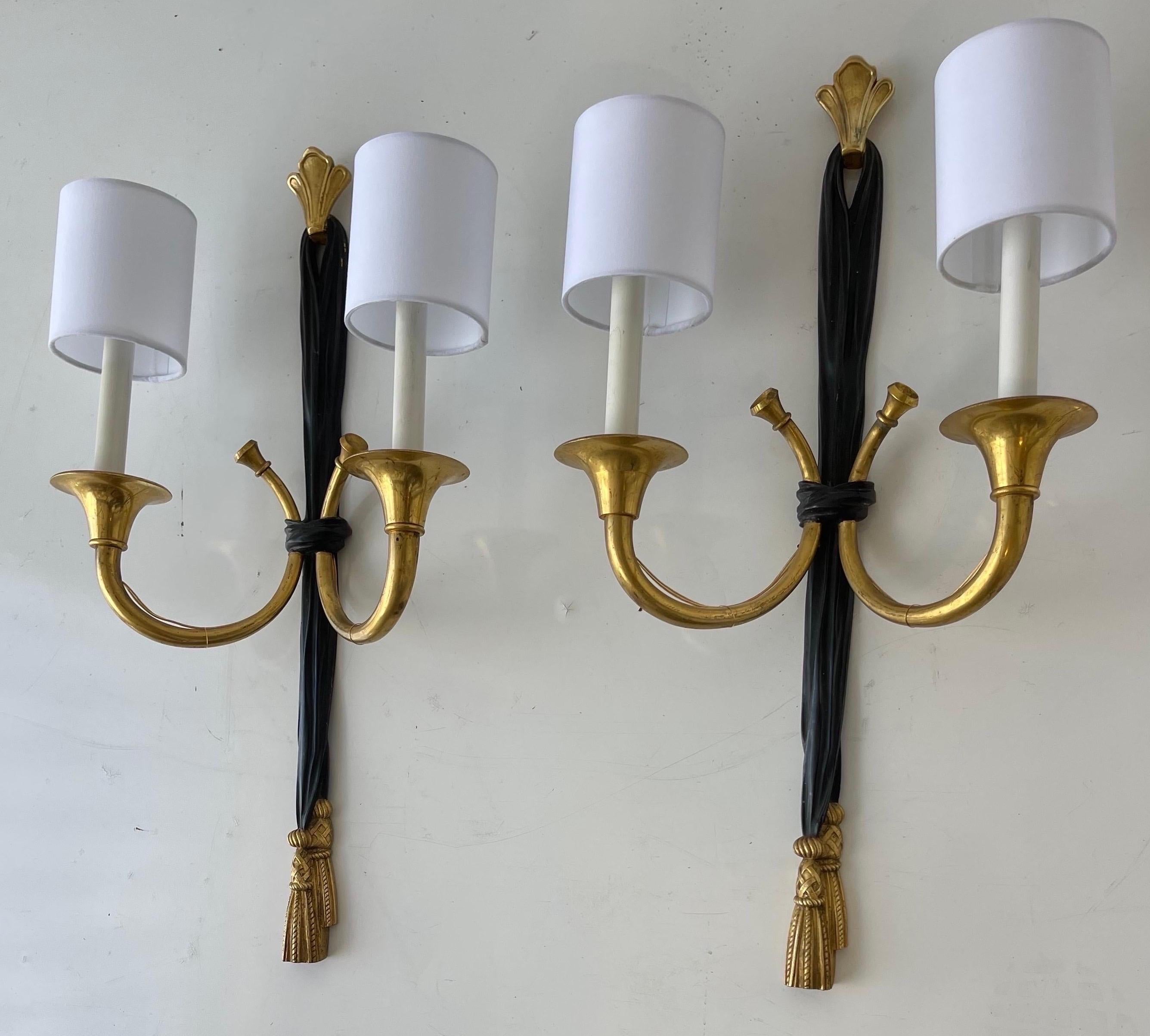 Pair of Neoclassical Bronze Sconces by Maison Delisle For Sale 5