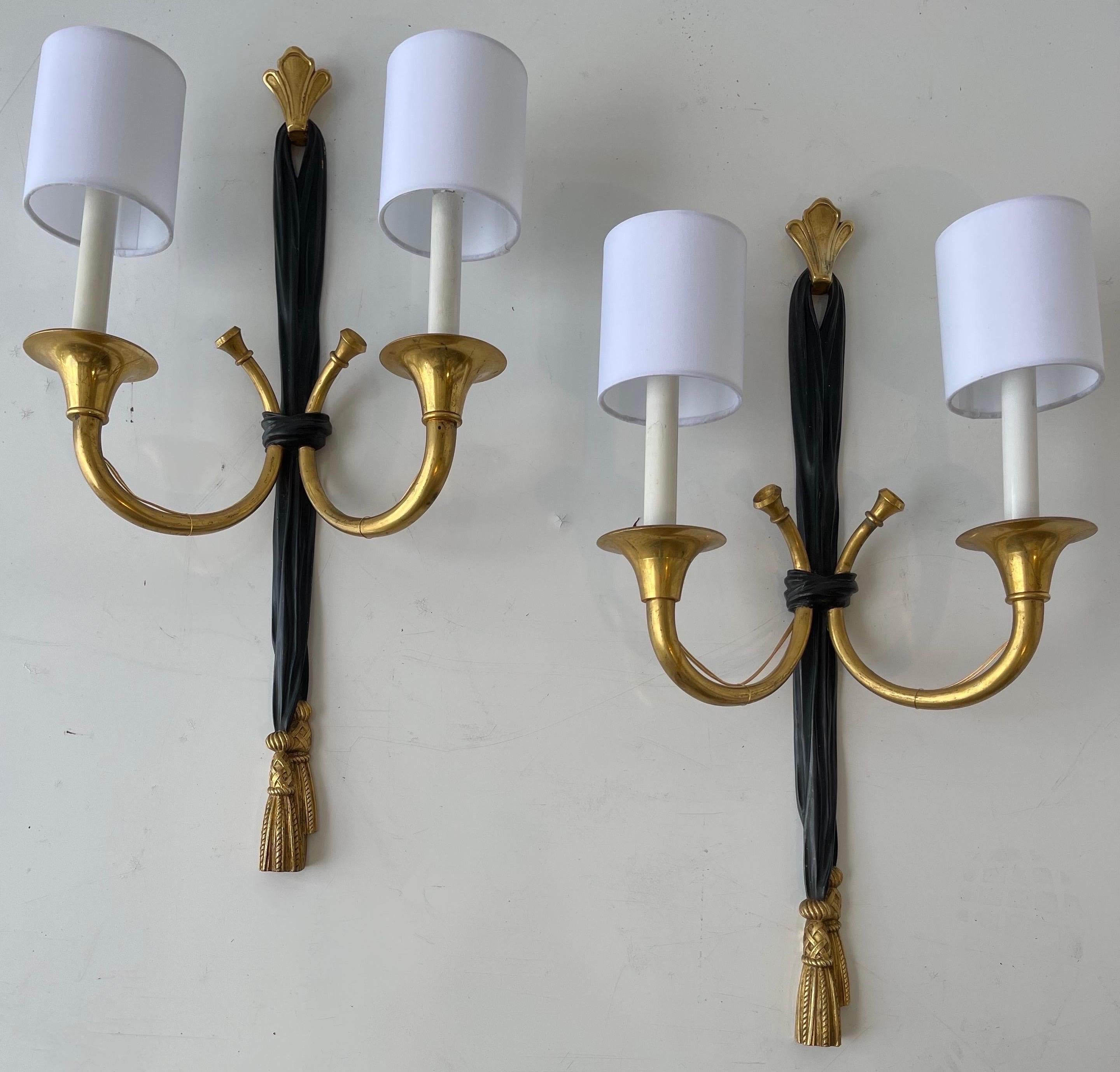 Pair of Neoclassical Bronze Sconces by Maison Delisle For Sale 1