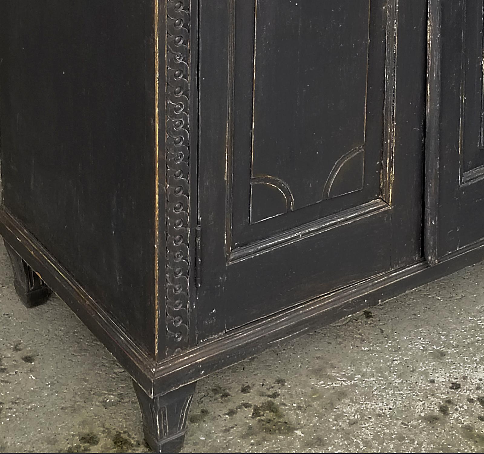 19th Century Pair of Neoclassical Cabinets