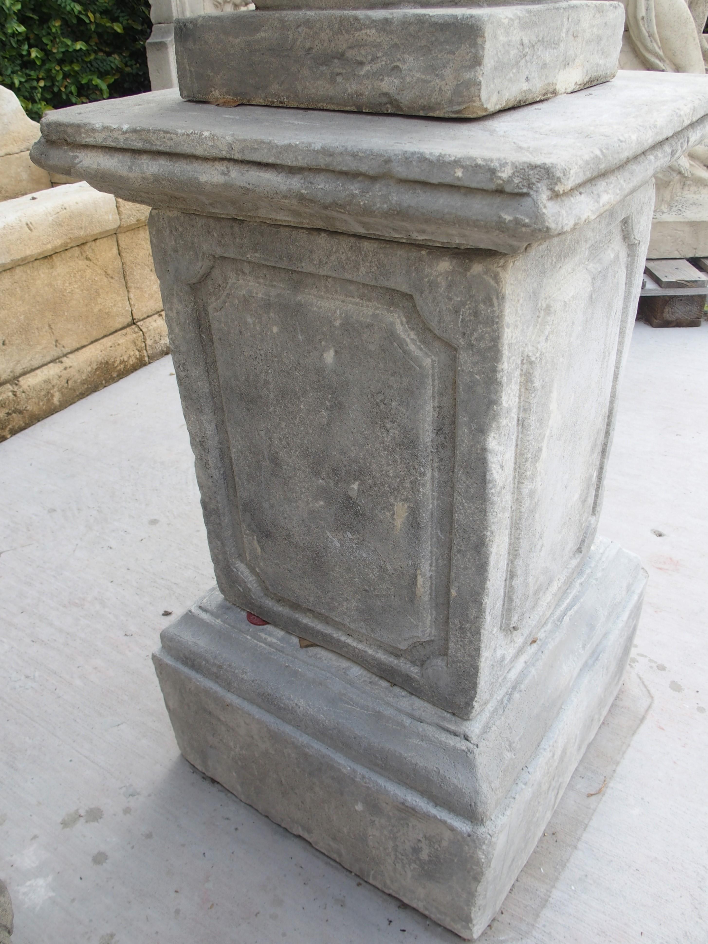 Pair of Neoclassical Composition Limestone Urns on Pedestals, Southern Italy In Fair Condition In Dallas, TX