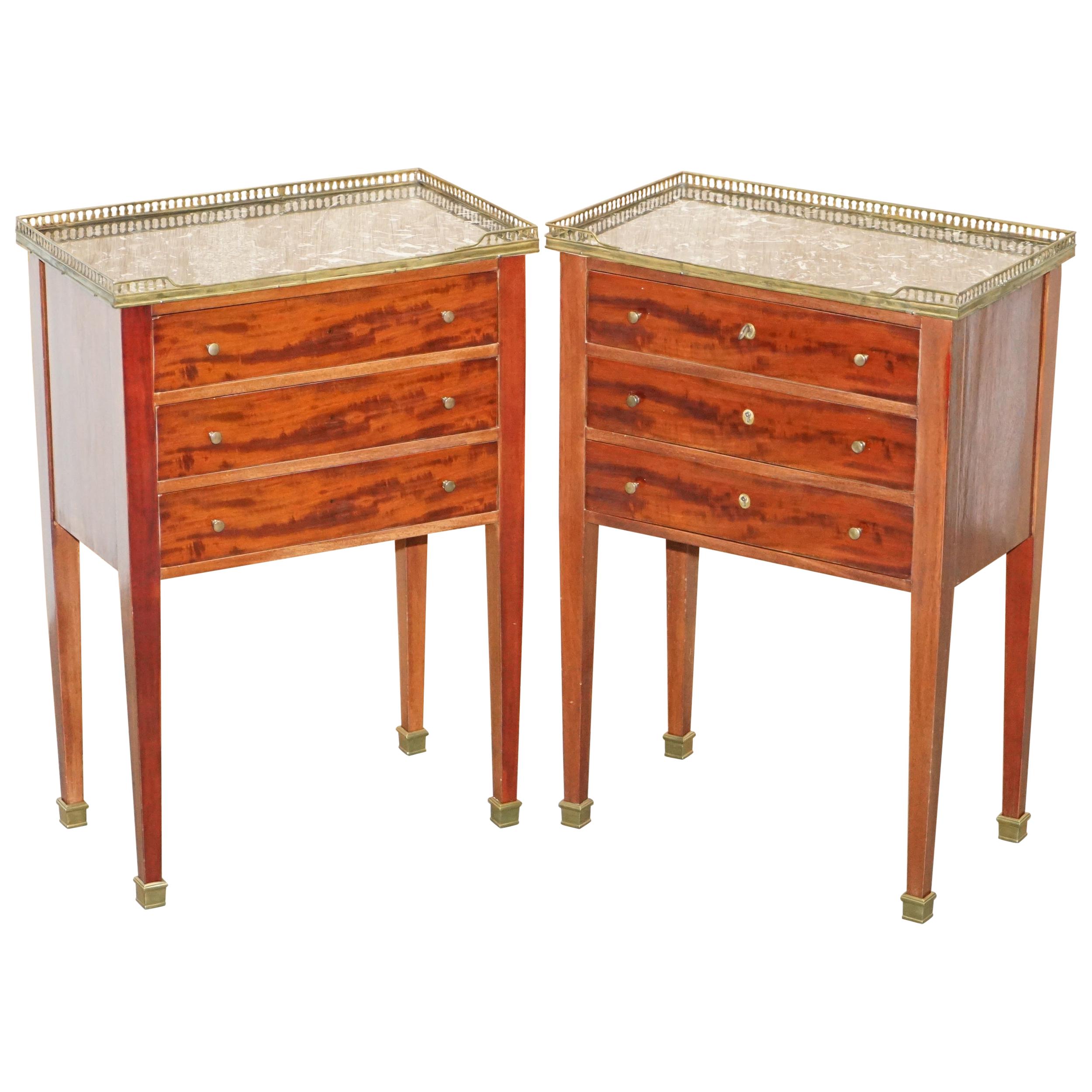 Pair of Neoclassical Cuban Hardwood Marble Topped Brass Gallery Rail Side Tables