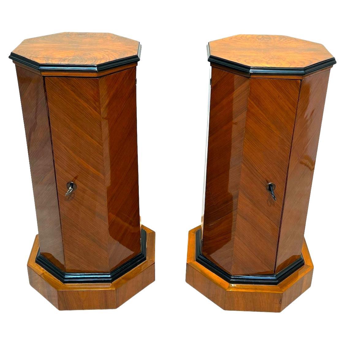 Pair of Neoclassical Drum Cabinets, Walnut Veneer, Italy, circa 1830
