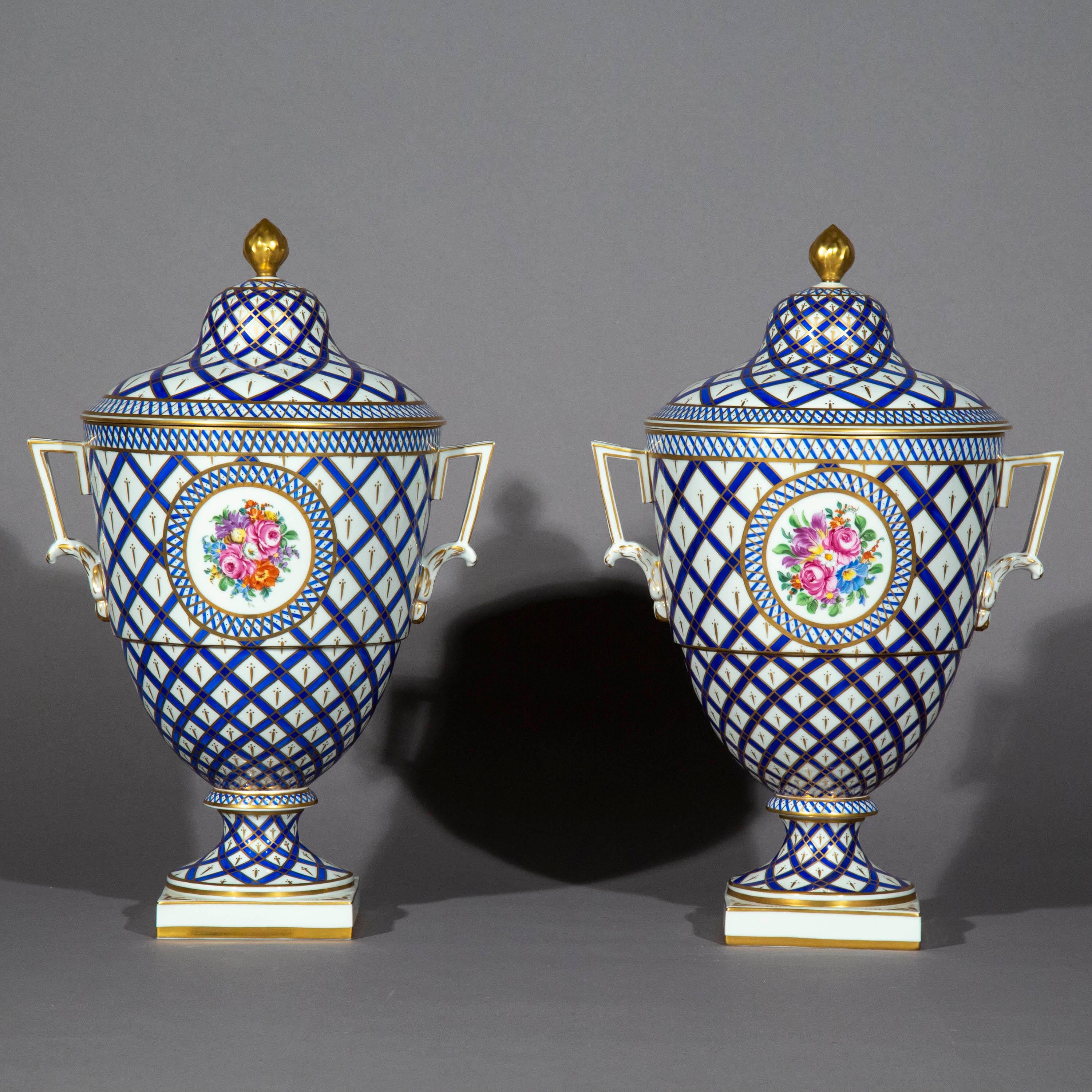 Pair of Hand-Painted Porcelain Vases in the Neoclassical Style For Sale 5
