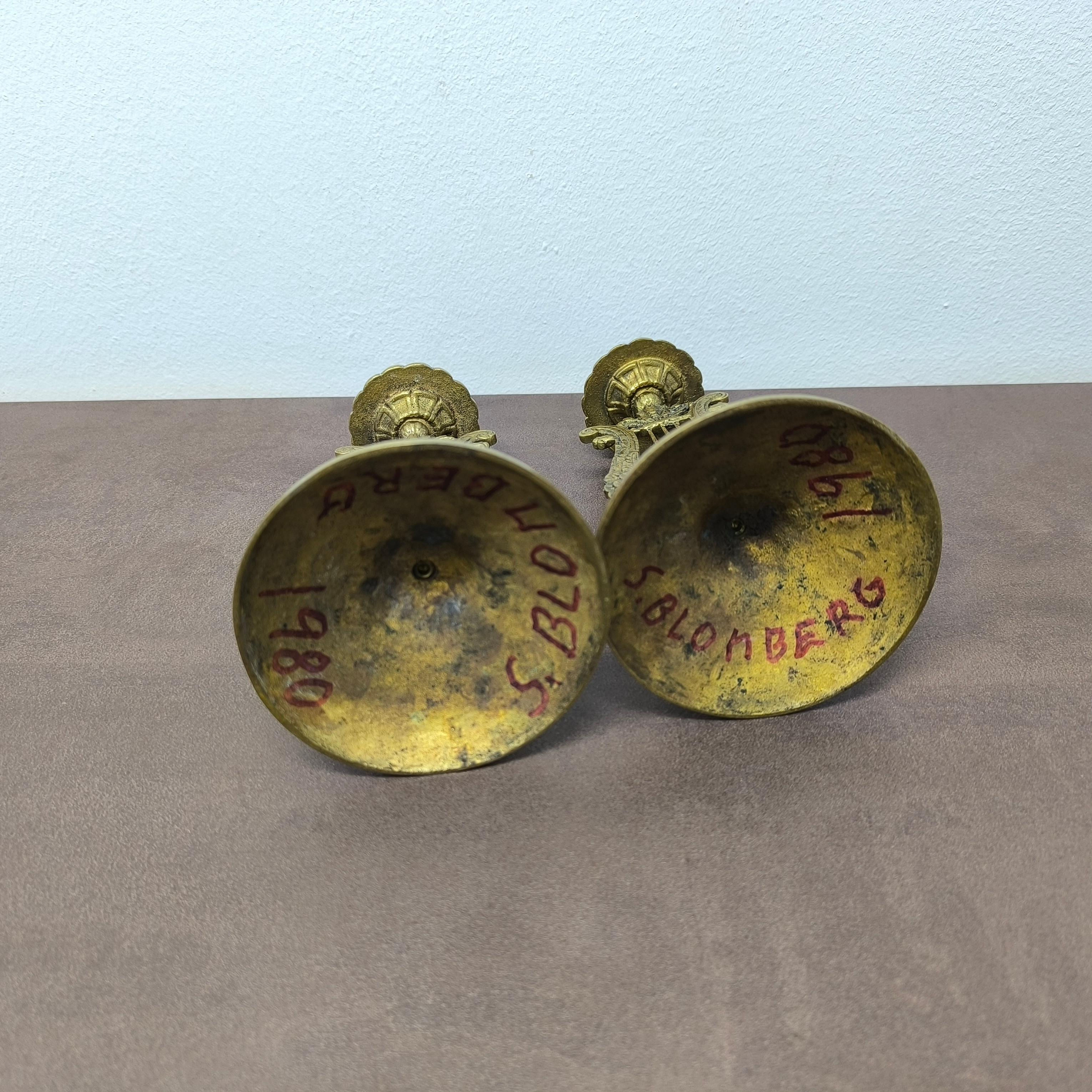 Pair of Neoclassical Lyre-Form Brass Candlesticks, Sculptural and Ornate For Sale 5