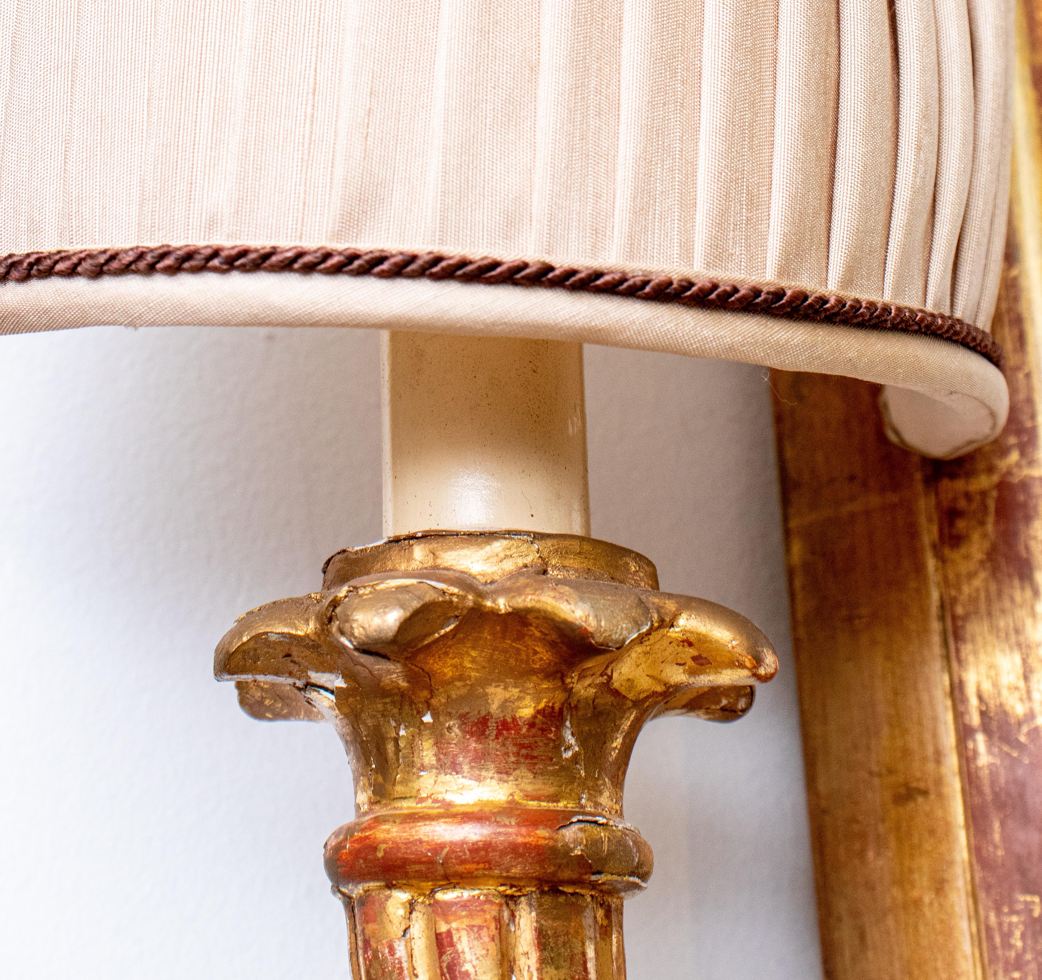 Pair of Neoclassical Manner Giltwood Wall Sconces In Good Condition For Sale In New York, NY