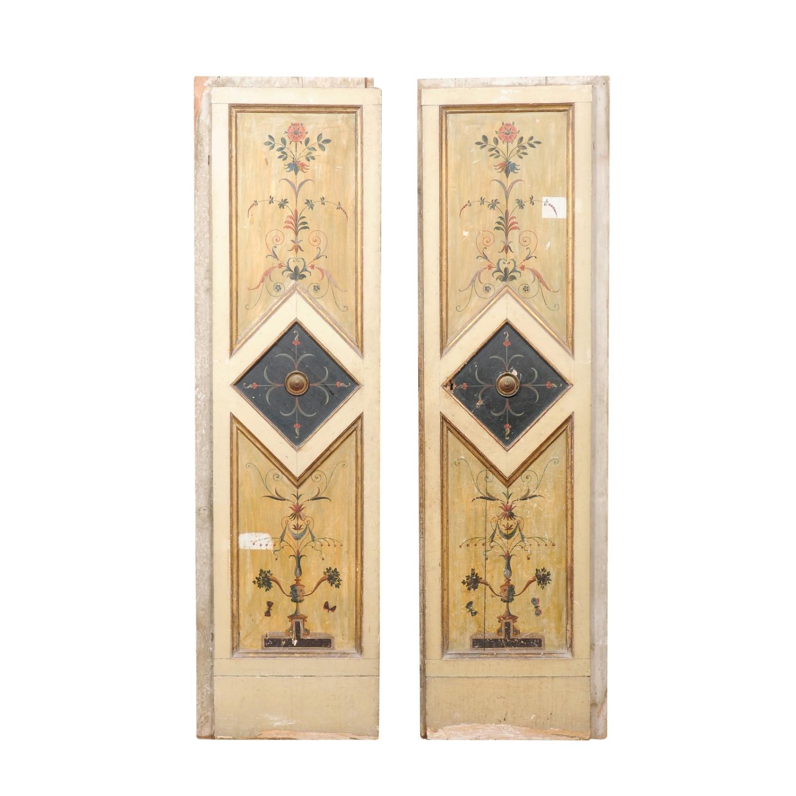 Ein Paar neoklassizistische bemalte Türen mit arabischem Design, um 1800 (Neoklassisch) im Angebot