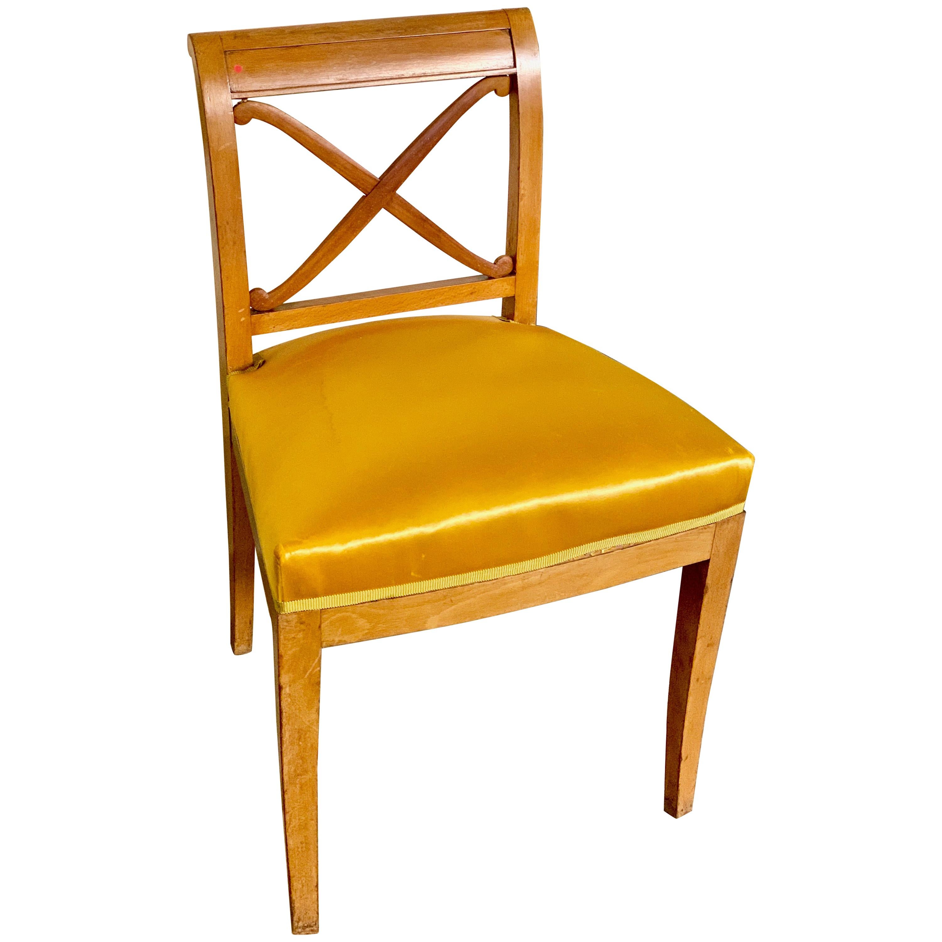 Paar klassizistisch-revialistische Stühle, um 1940 im Angebot