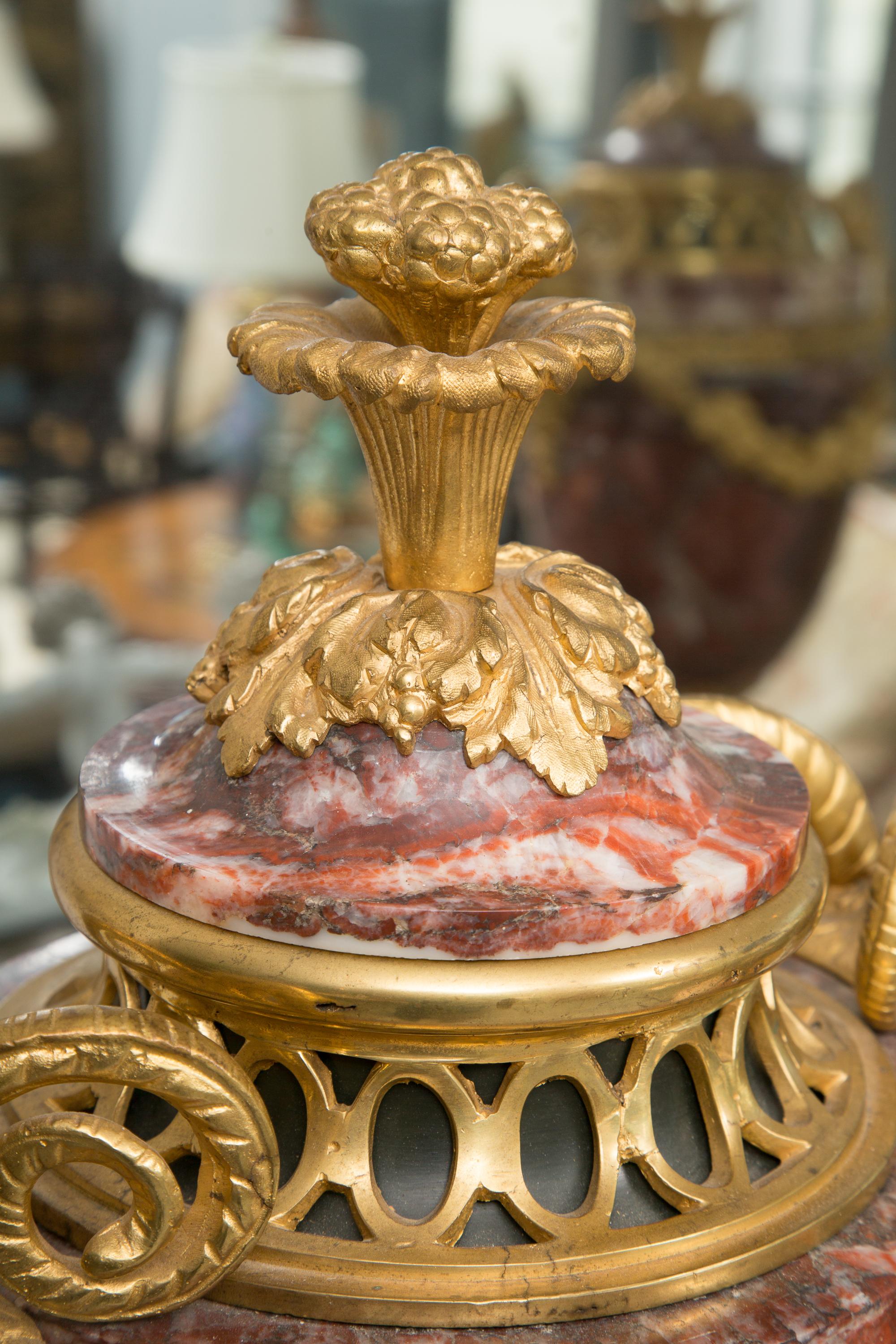 Pair of Neoclassical Rouge Marble Urns with Gilt Bronze Mounts In Good Condition In WEST PALM BEACH, FL