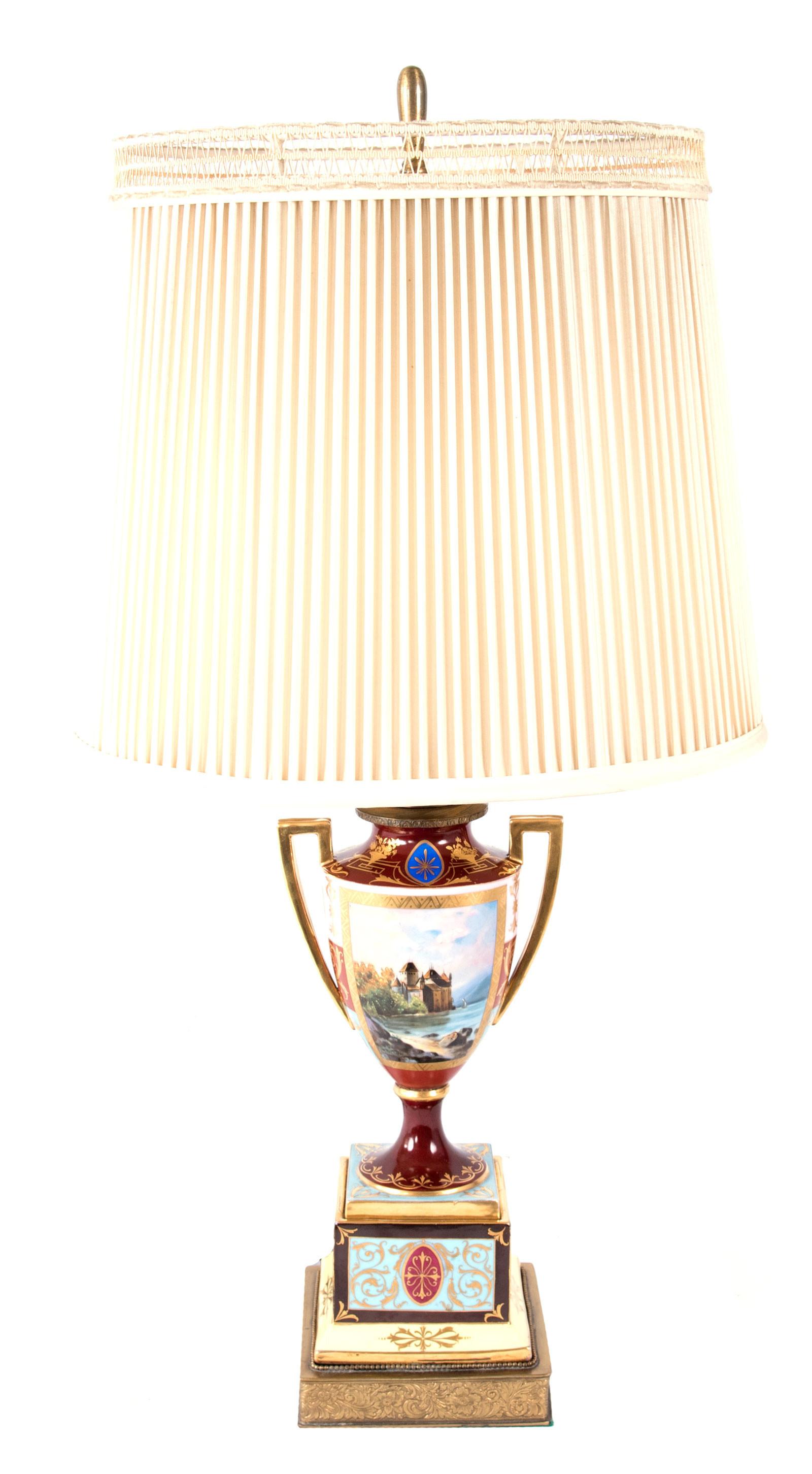 Pair of Neoclassical Royal Vienna Porcelain Urn-Shaped Table Lamps For Sale 2