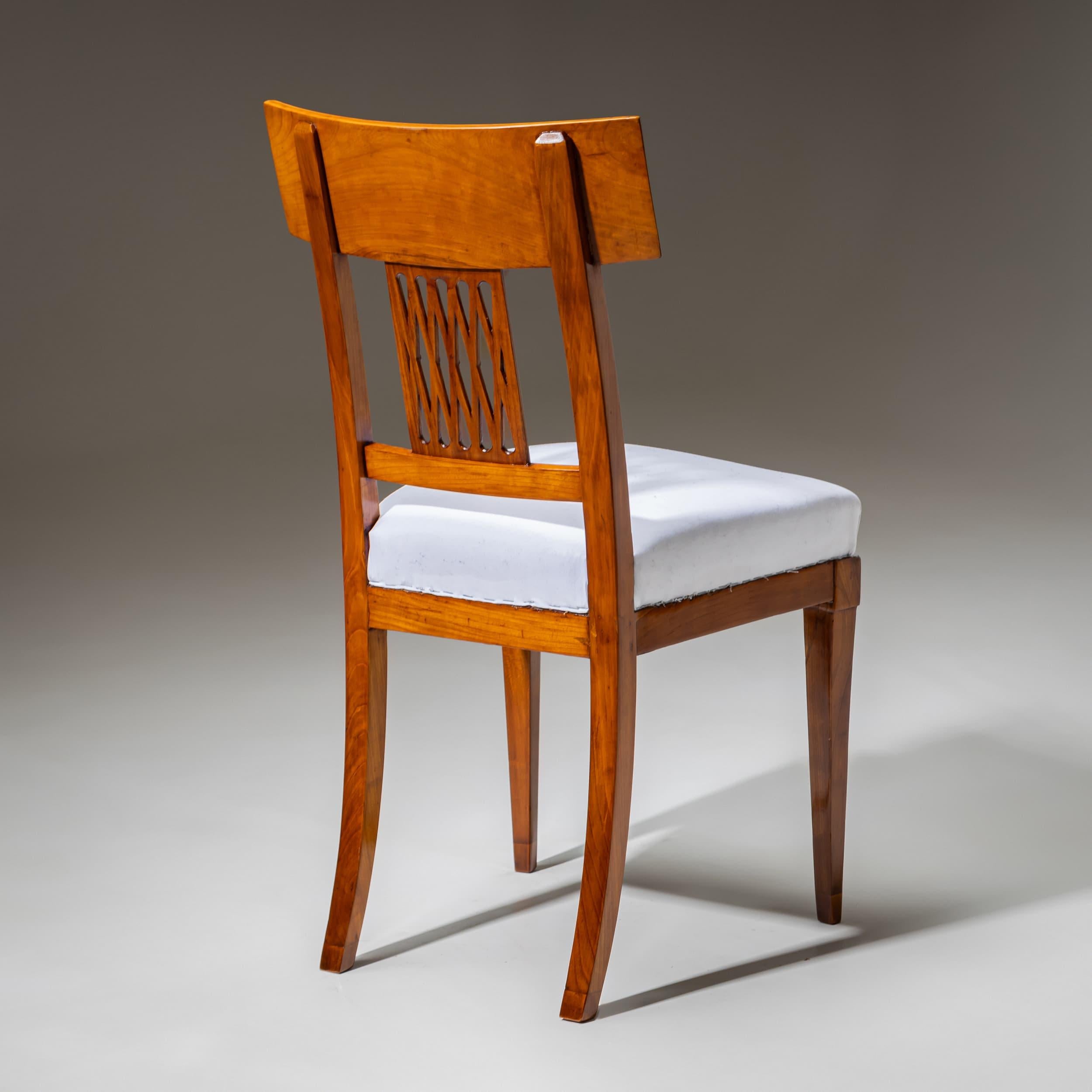 Paire de chaises d'appoint néoclassiques, début du 19ème siècle en vente 3