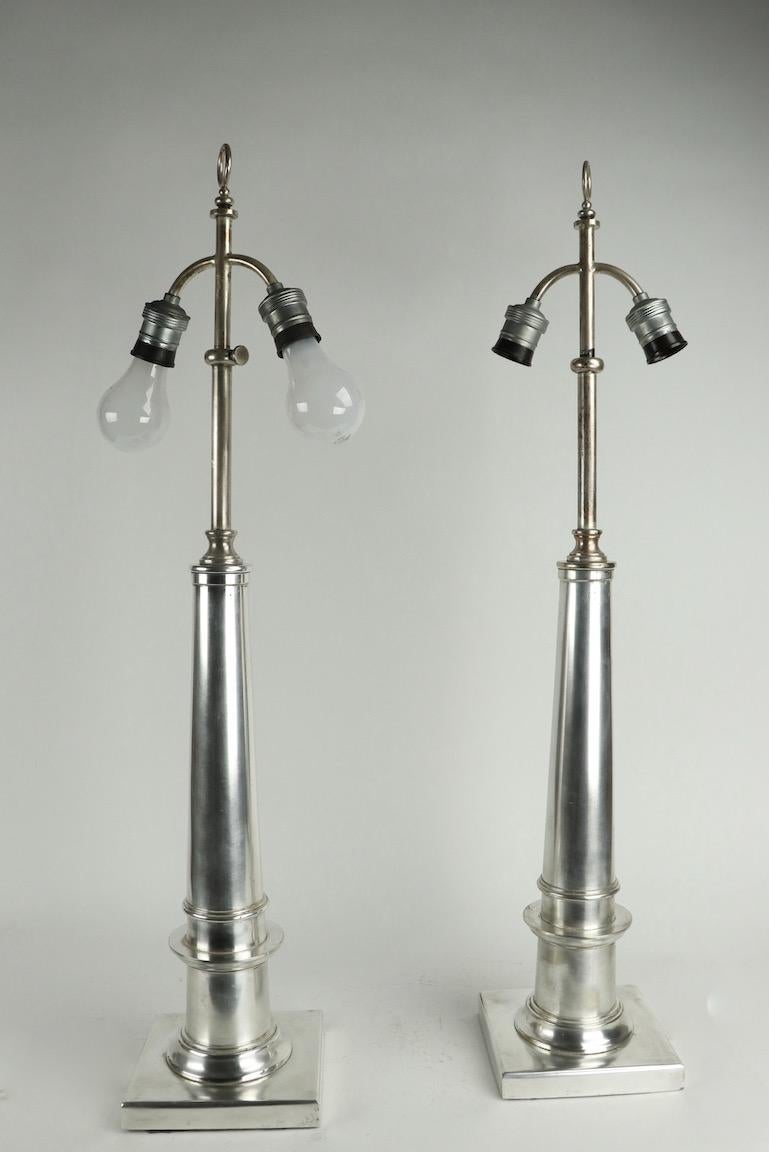 Pair of Neoclassical Silver Plate Table Lamps In Good Condition In New York, NY