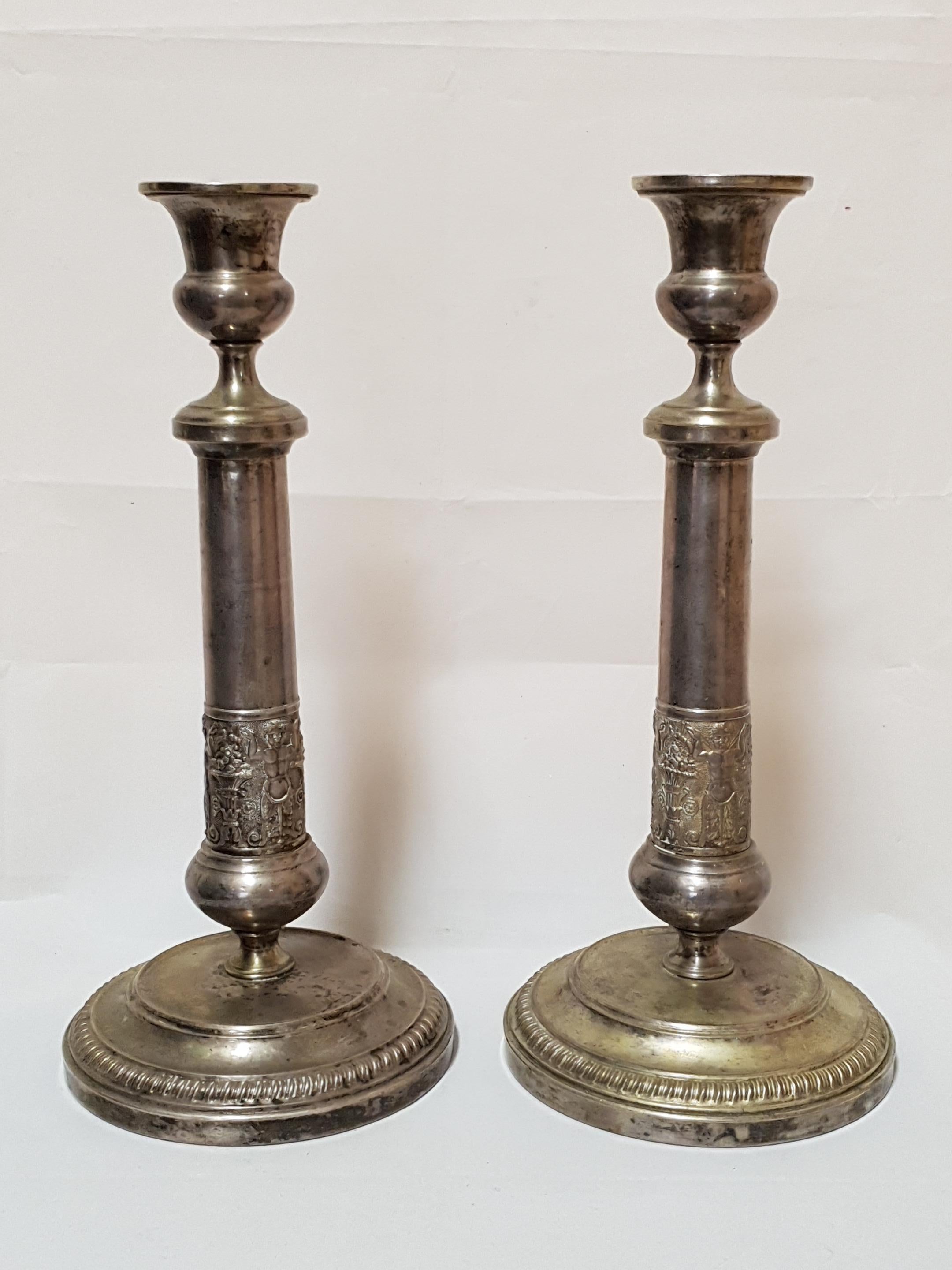 Pair of Neoclassical Silver Plated Candlesticks, 1830s (Neoklassisch)