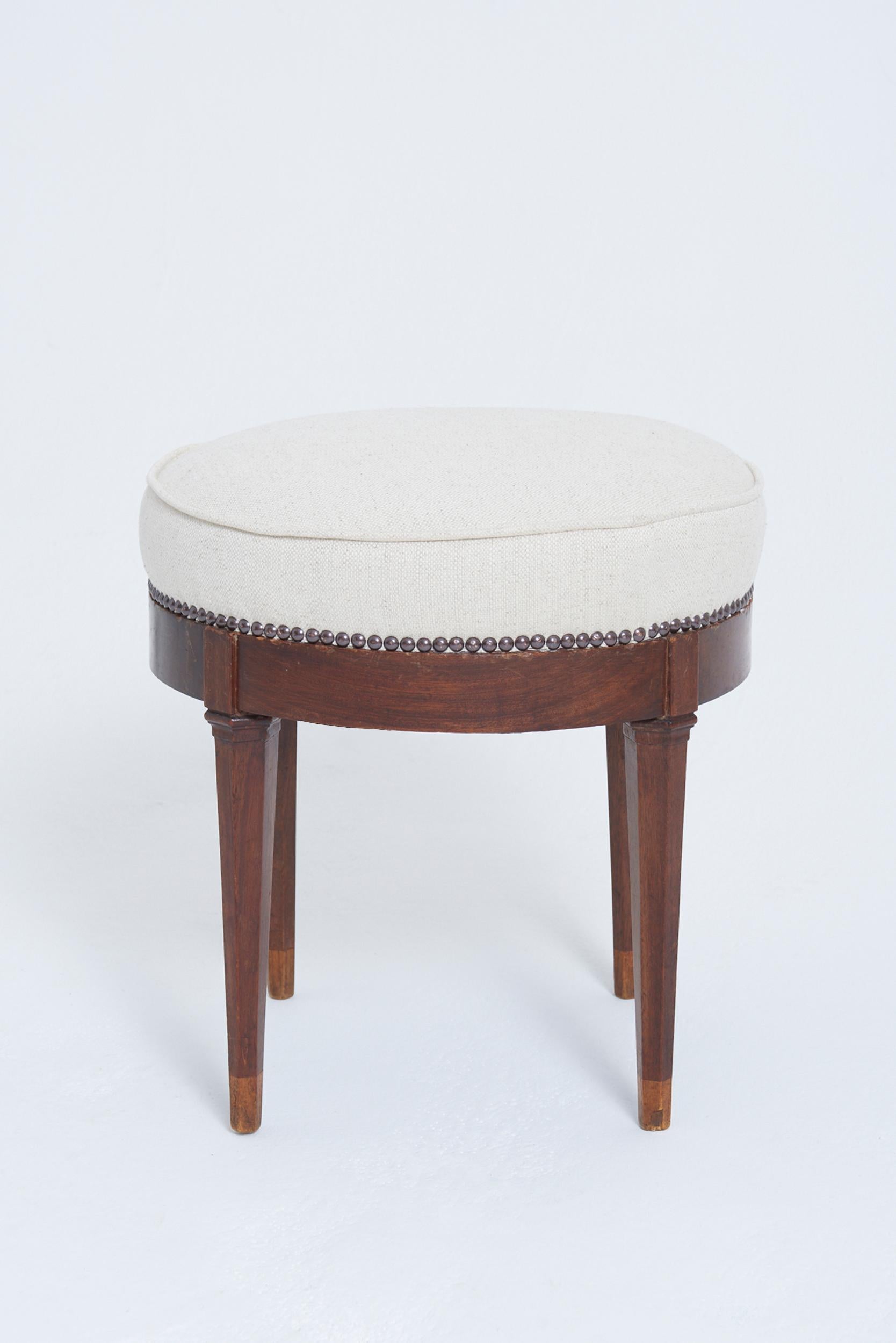 Pair of Neoclassical Stools In Good Condition For Sale In London, GB