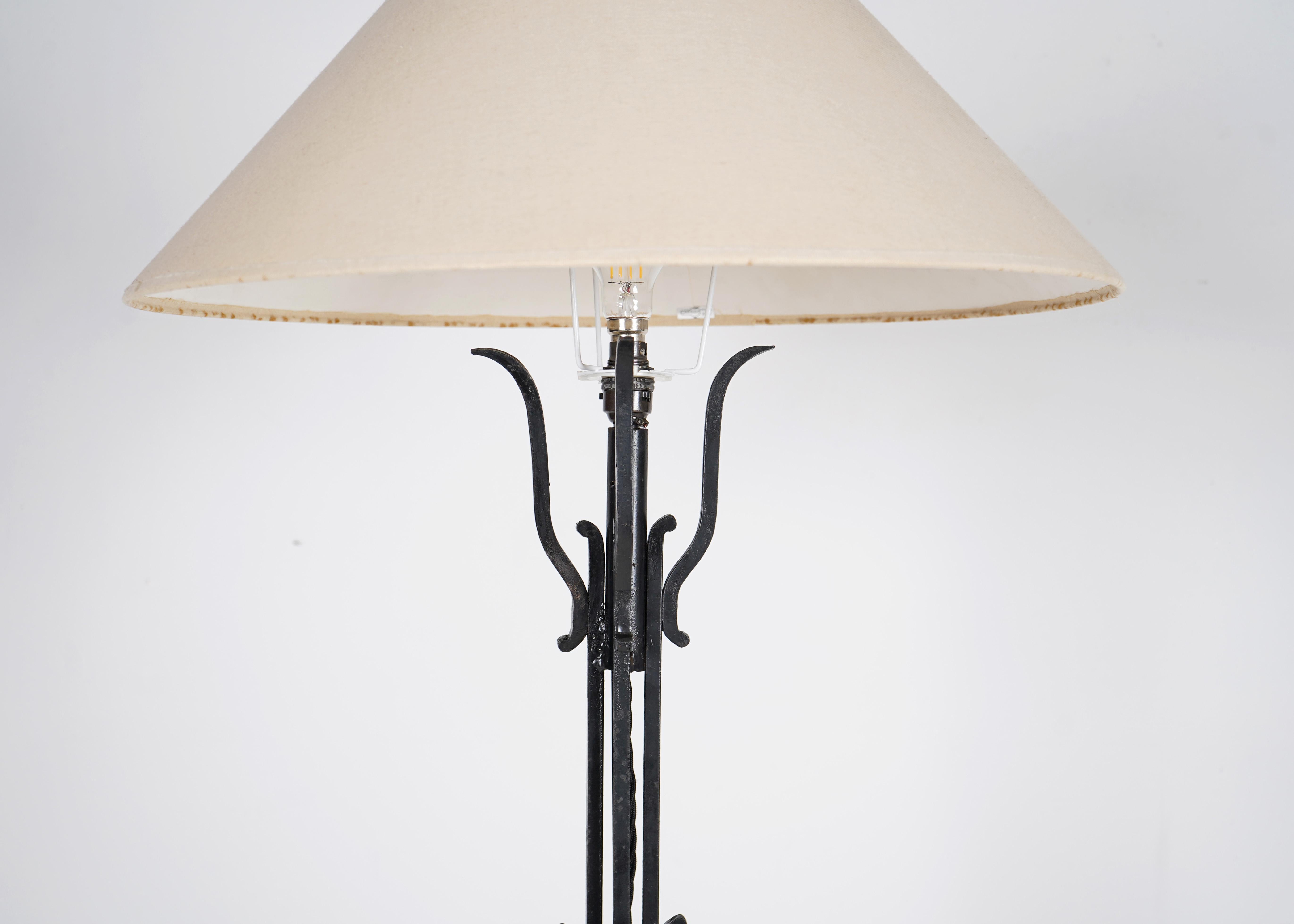 Pair Of Neoclassical Style Black Iron Floor Lamps In Good Condition In Dorchester, GB