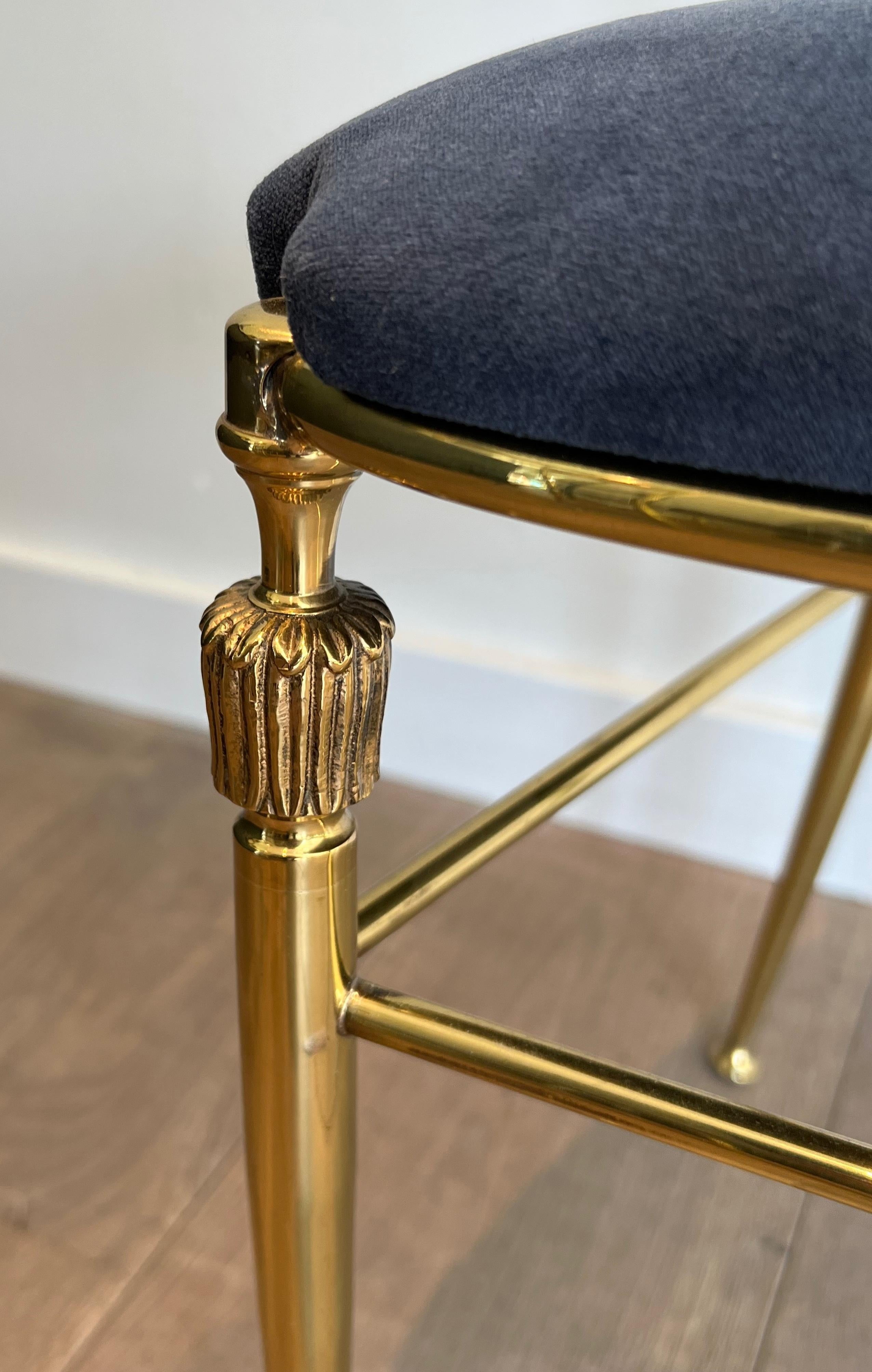 Coppia di sedie in ottone in stile neoclassico attribuite alla Maison Jansen in vendita 9