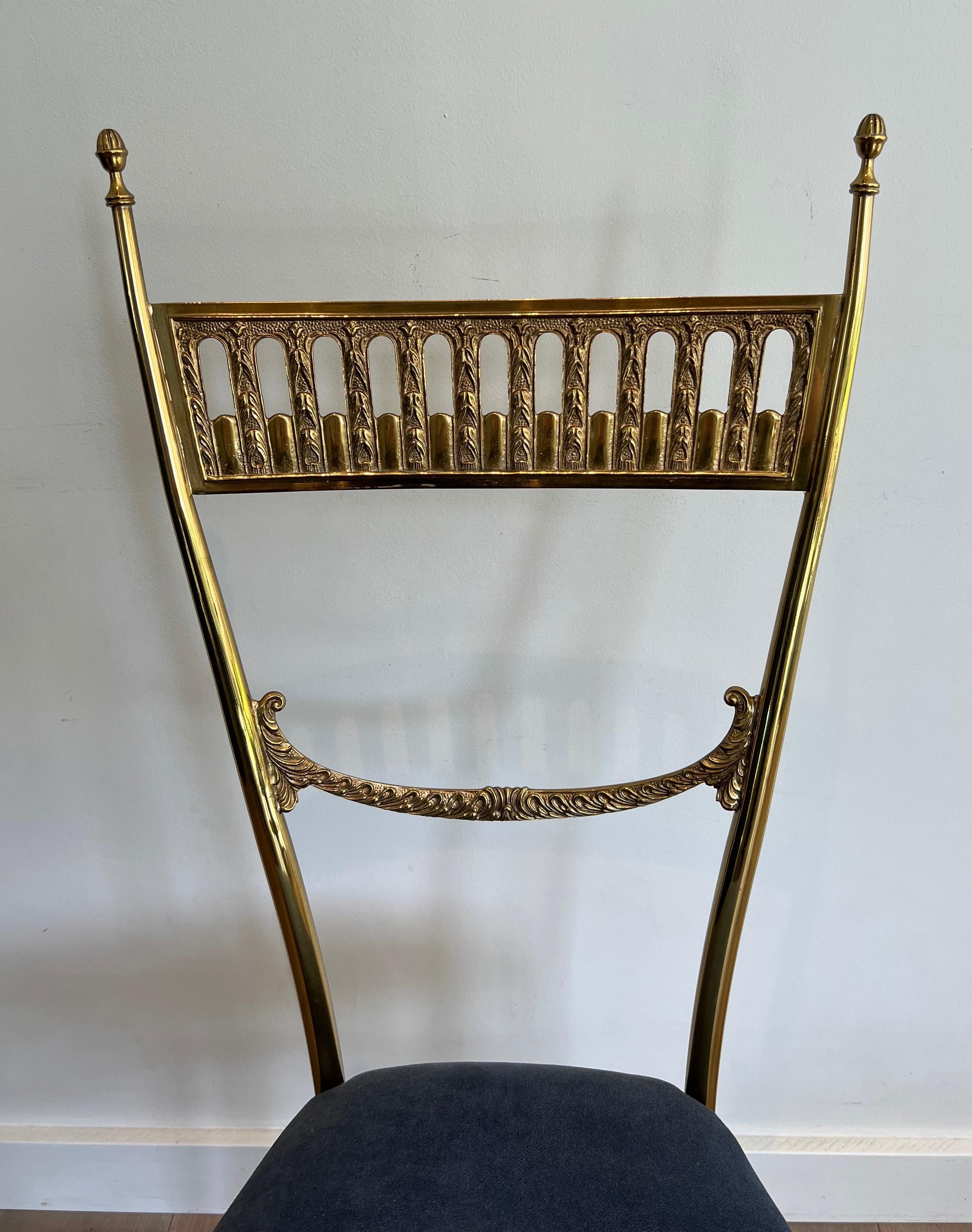 Coppia di sedie in ottone in stile neoclassico attribuite alla Maison Jansen In condizioni buone in vendita a Marcq-en-Barœul, Hauts-de-France