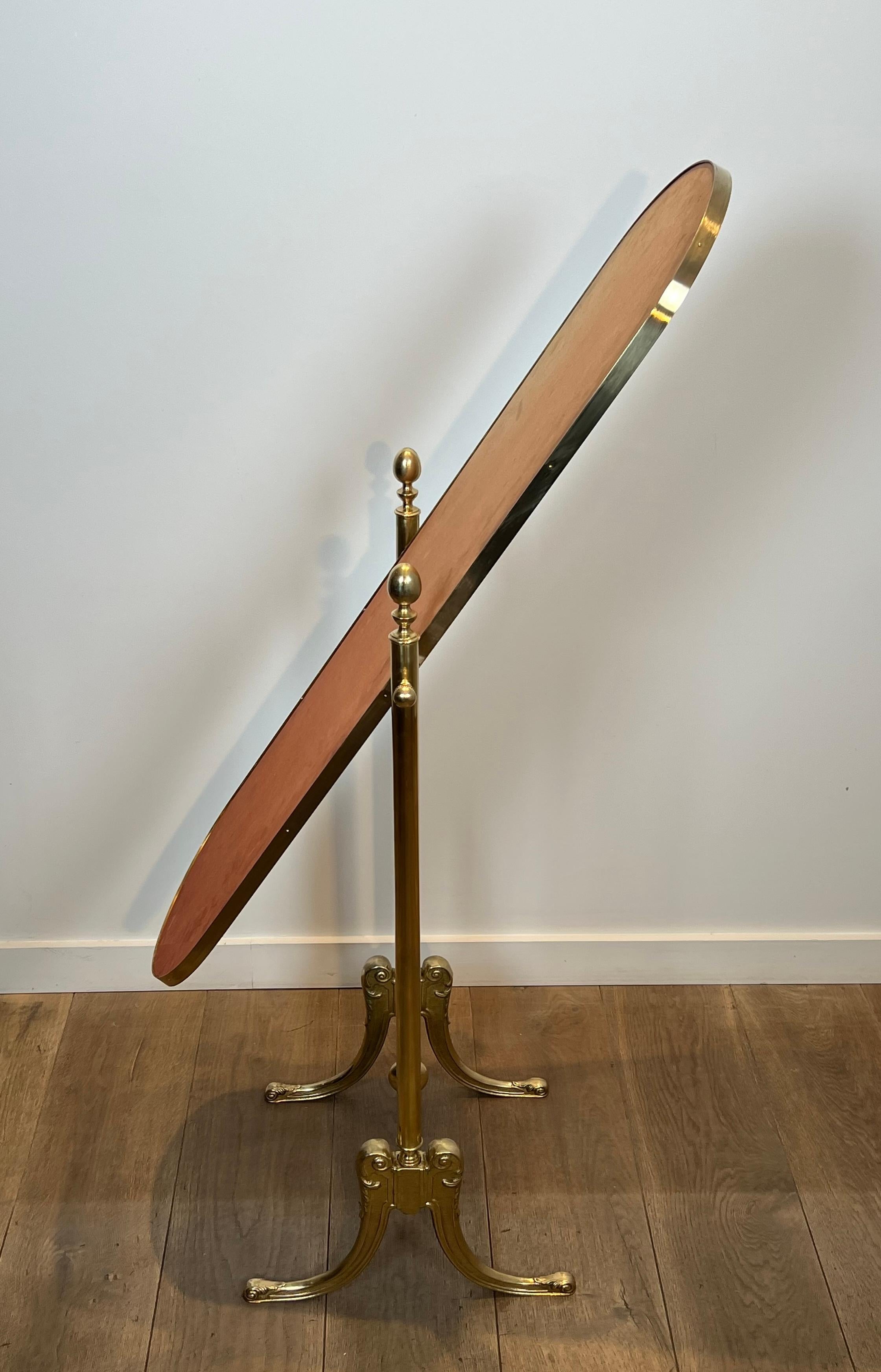 Paire de miroirs Psyché en laiton de style néoclassique dans le style de la Maison Jansen en vente 2