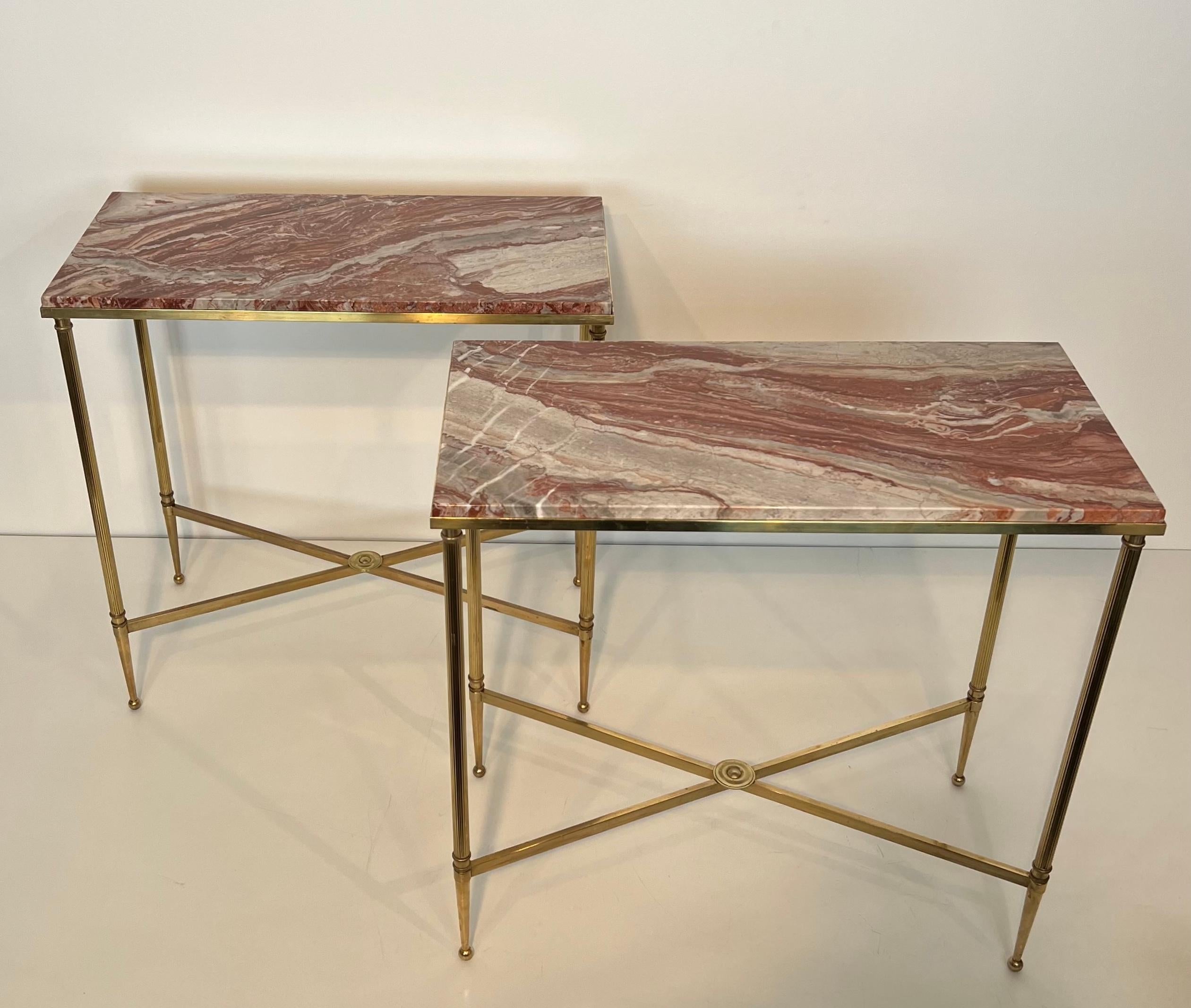 Paar Beistelltische aus Messing im neoklassischen Stil mit Marmorplatten von Maison Jansen im Angebot 5
